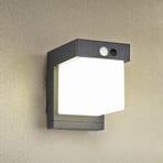 Colombo solar wall light, matt black, height 14 cm, sensor