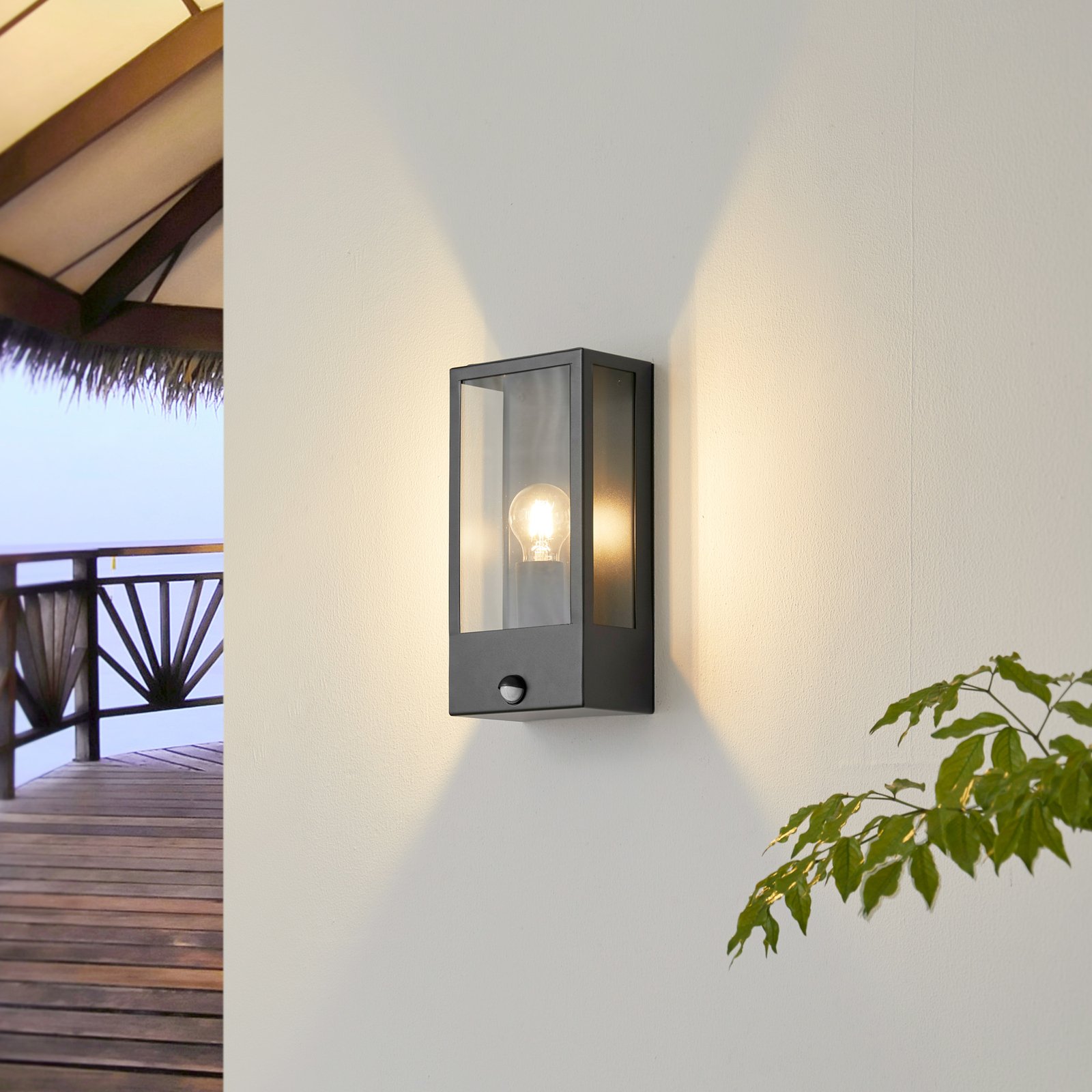 Lindby outdoor wall light Ilana, black, sensor, IP44, E27