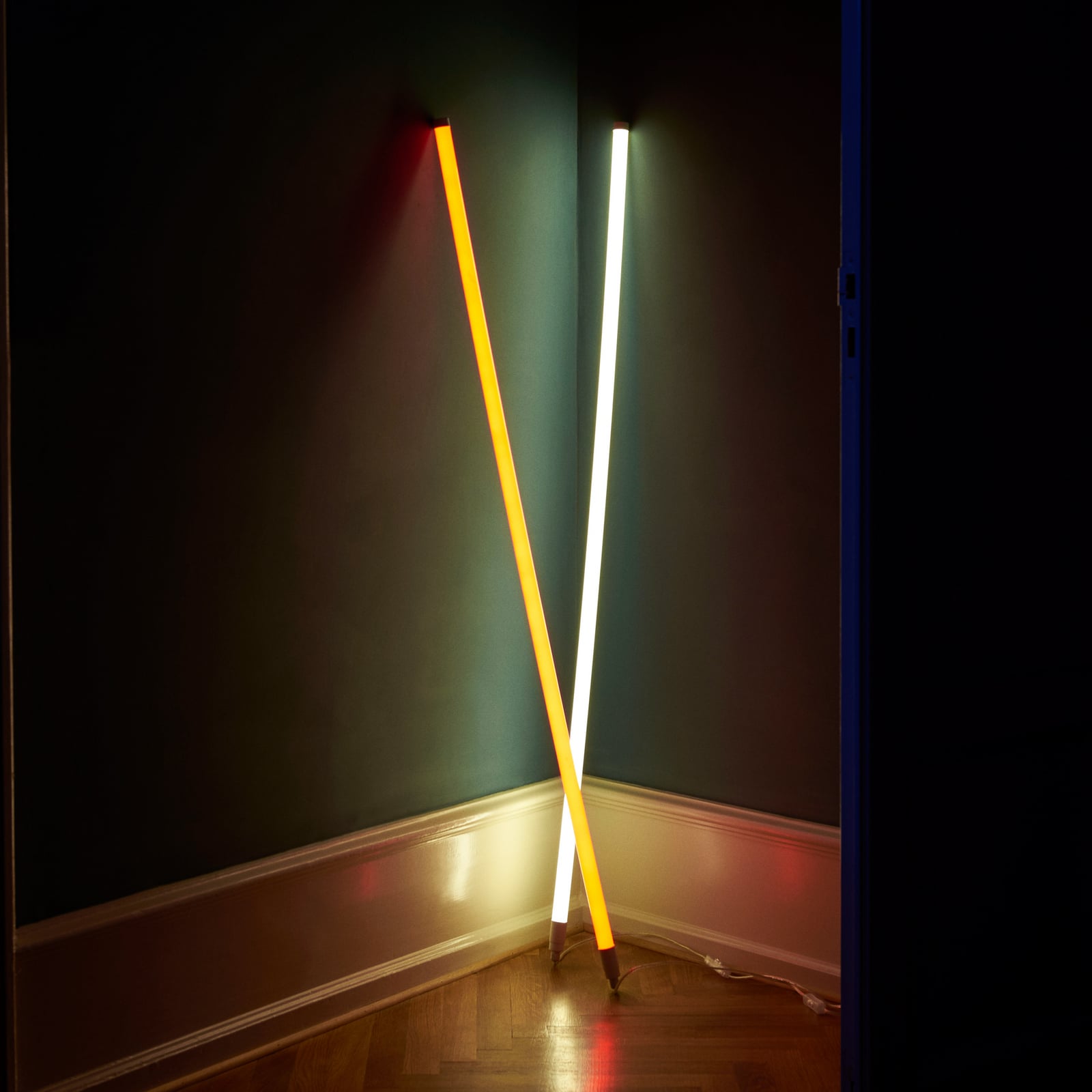 HAY LED tube bulb, yellow, UK plug, PVC, 150 cm HAY LED tube bulb, yellow, UK plug, PVC, 150 cm