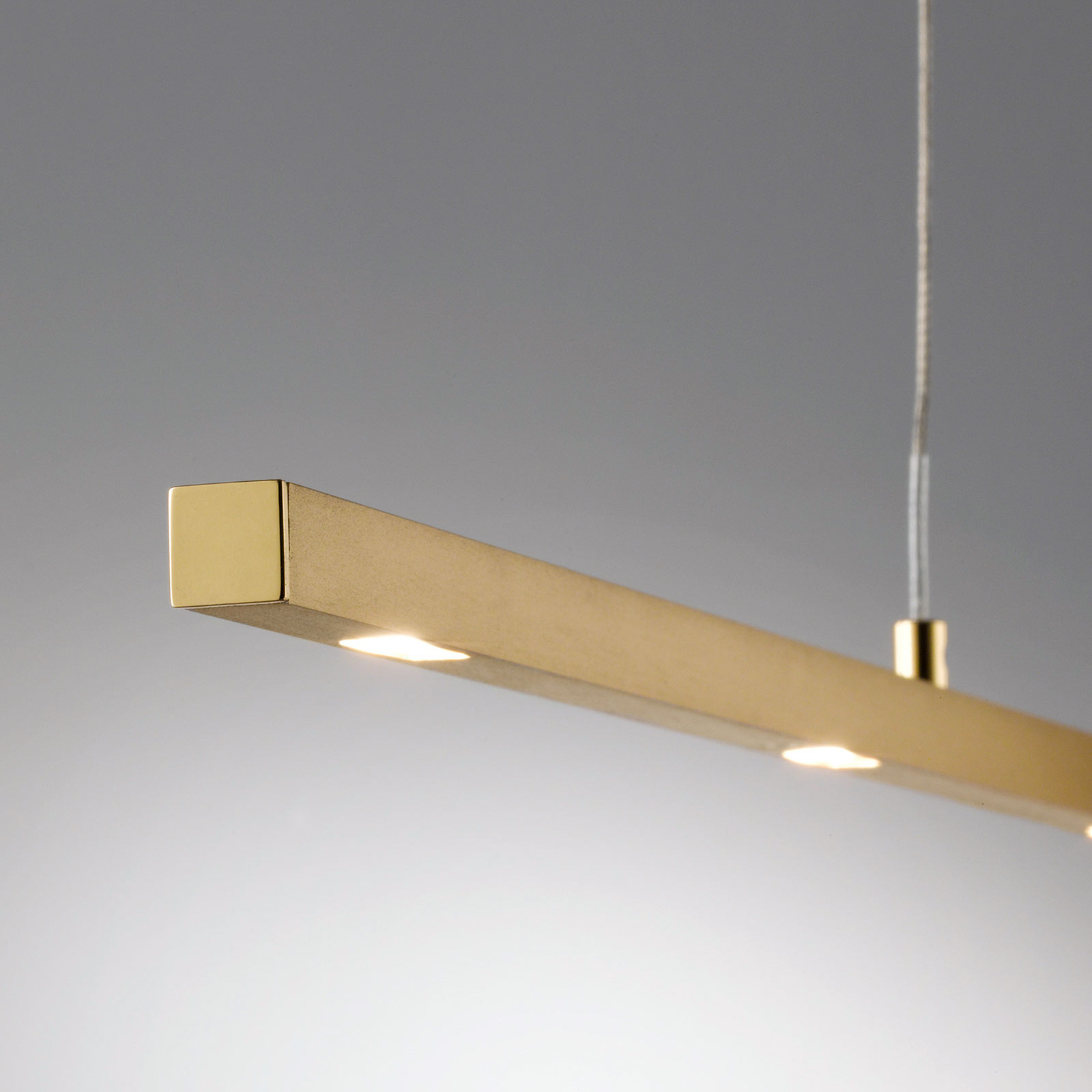 Lucande Tolu LED-pendellampe, messing, 139 cm