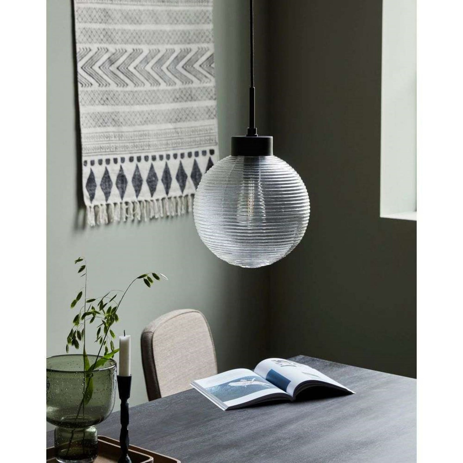 Pendellampe House Doctor Gaia Ø25Ã39 cm klar rillede glas jern stofledning