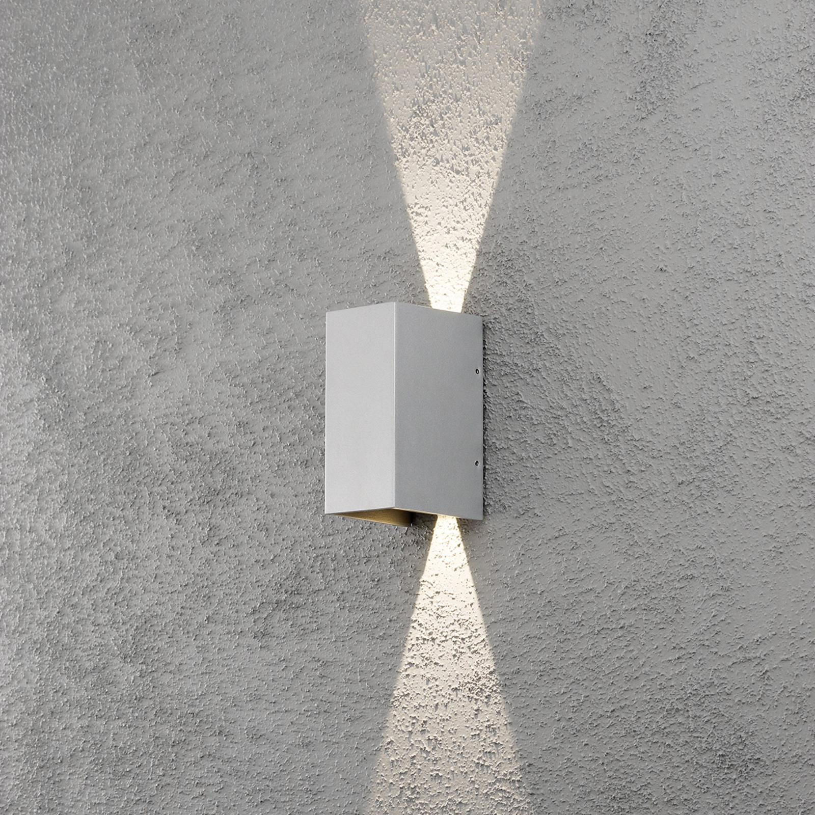 LED lauko sieninis šviestuvas Cremona 8 cm pilkos spalvos