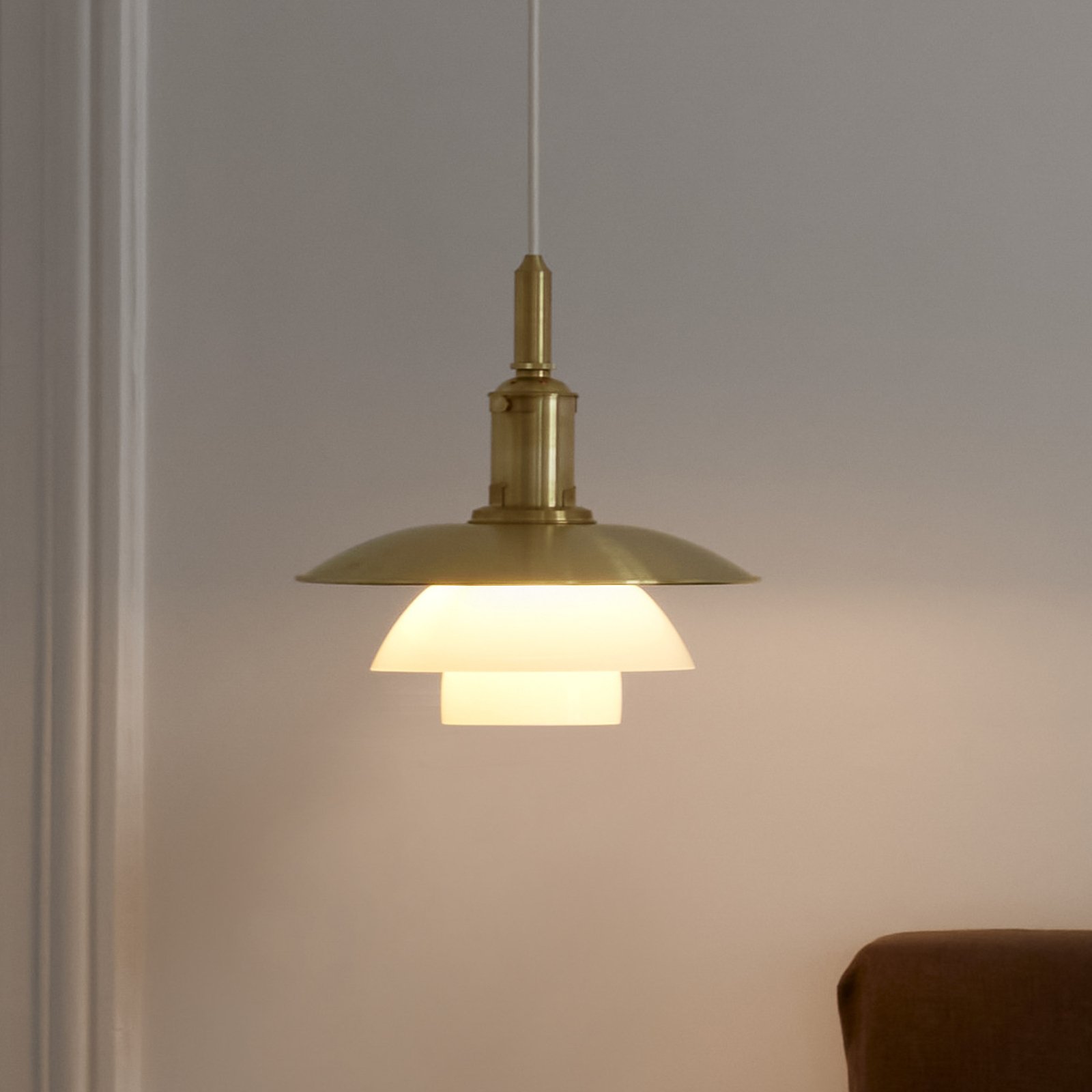PH 3/3 Lampa Wisząca Limited Edition Brass/Opal - Louis Poulsen