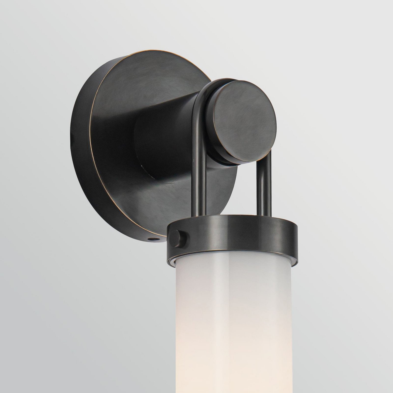 Vegglampe WYNWOOD, bronse, høyde 40 cm, metall/opalglas E27 Vegglampe WYNWOOD, bronse, høyde 40 cm, metall/opalglas E27