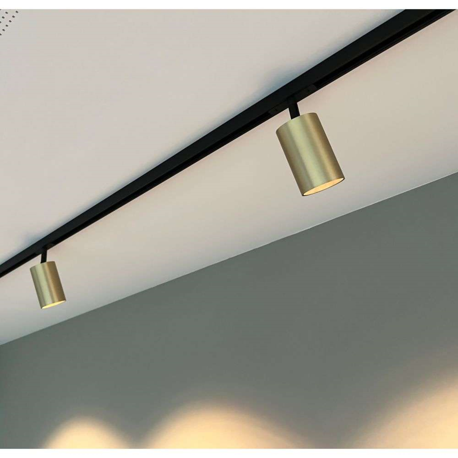 Designline Tube Kit PRO 3 Ceiling Lamp 1m Brass/Black - Antidark