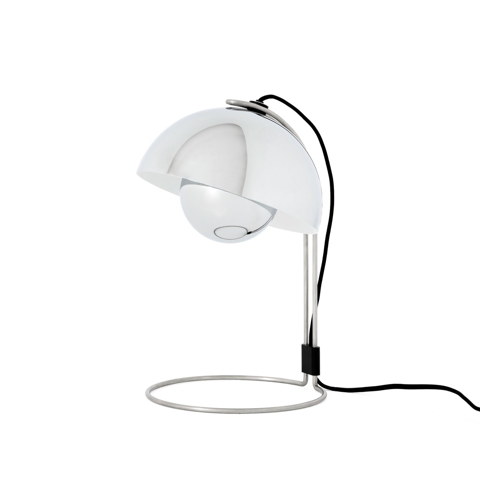 Stolová lampa Flowerpot VP4 Chrome-Plated - &Tradition