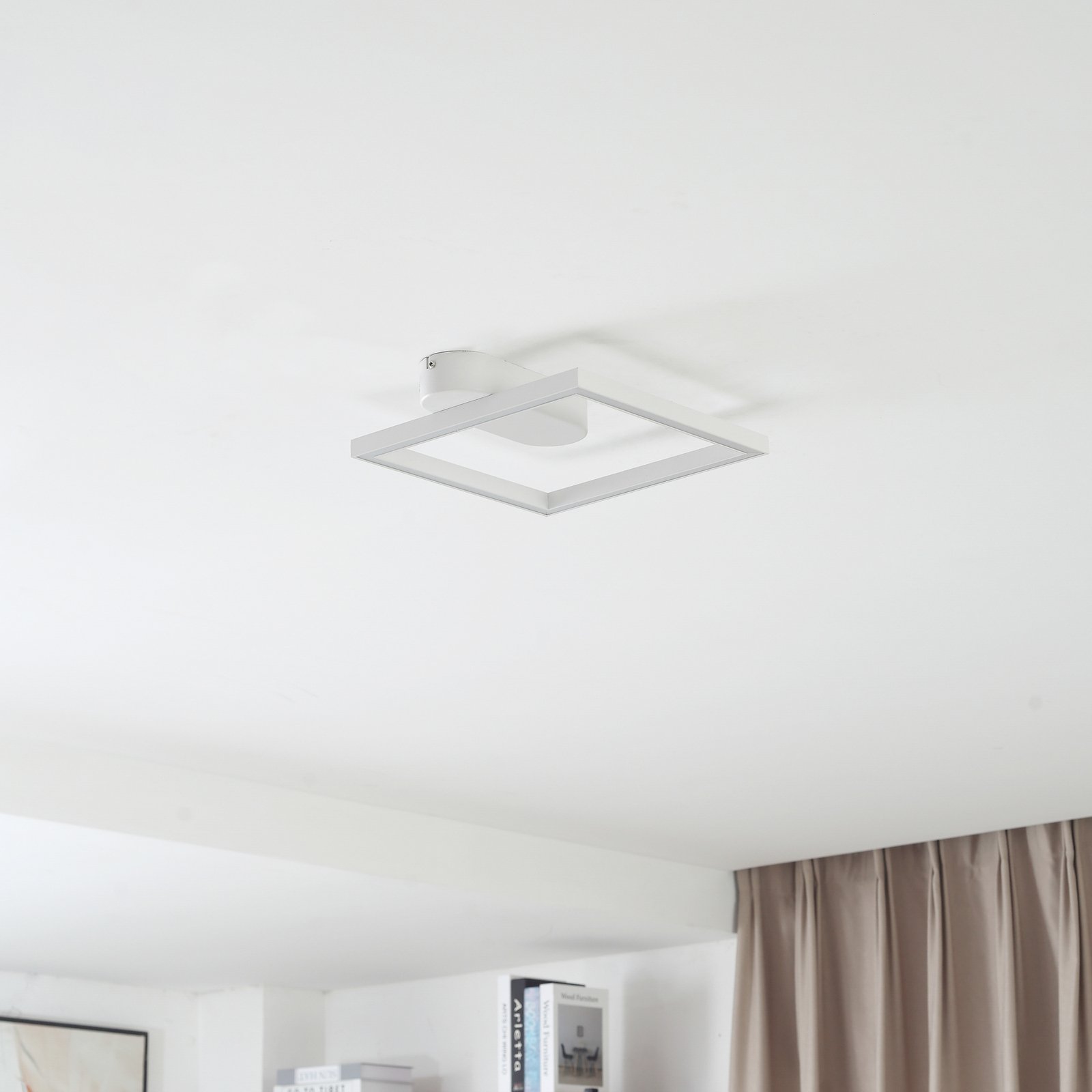 Yulla LED Plafond Vit - Lindby