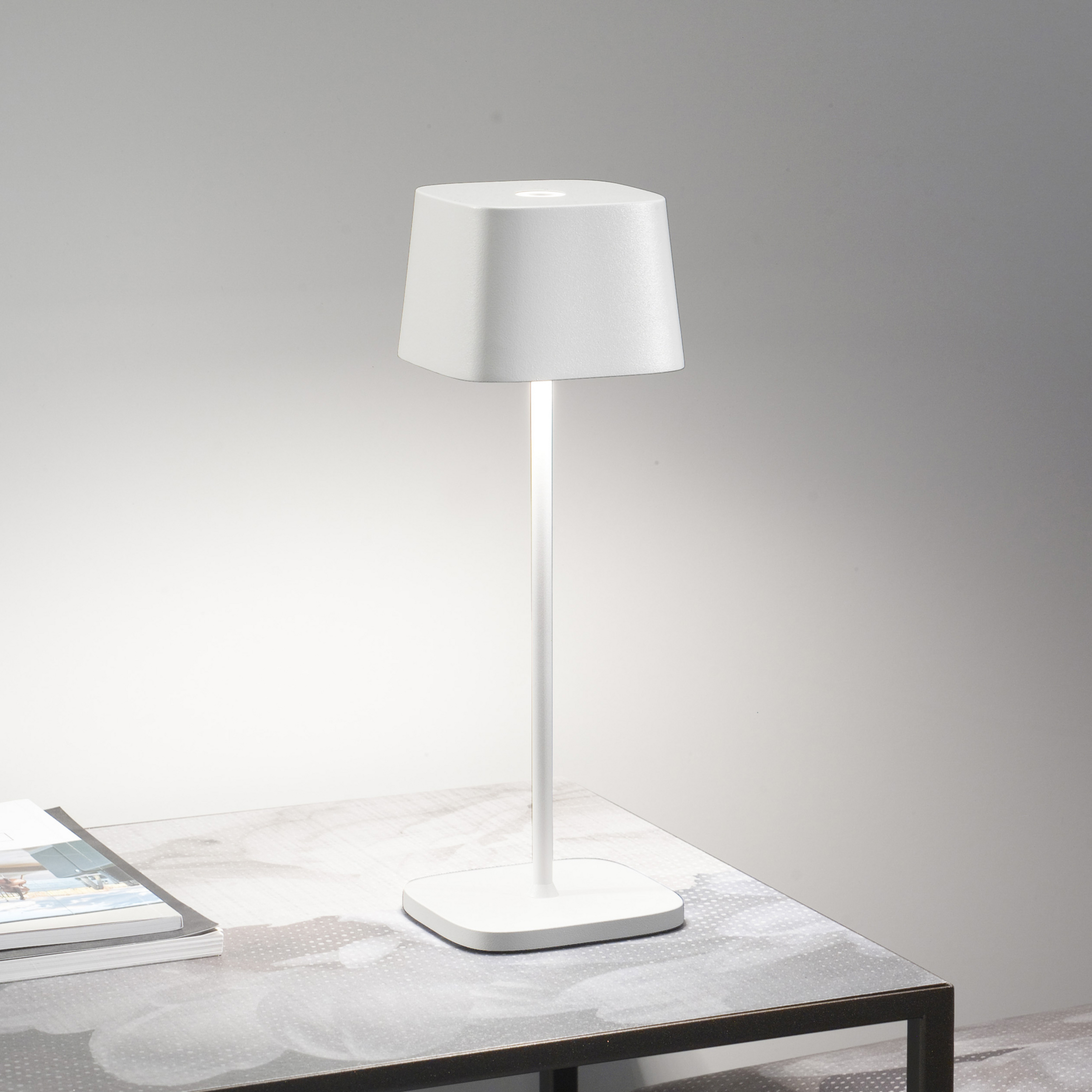 Zafferano Ofelia 3K bordslampa IP65 vit