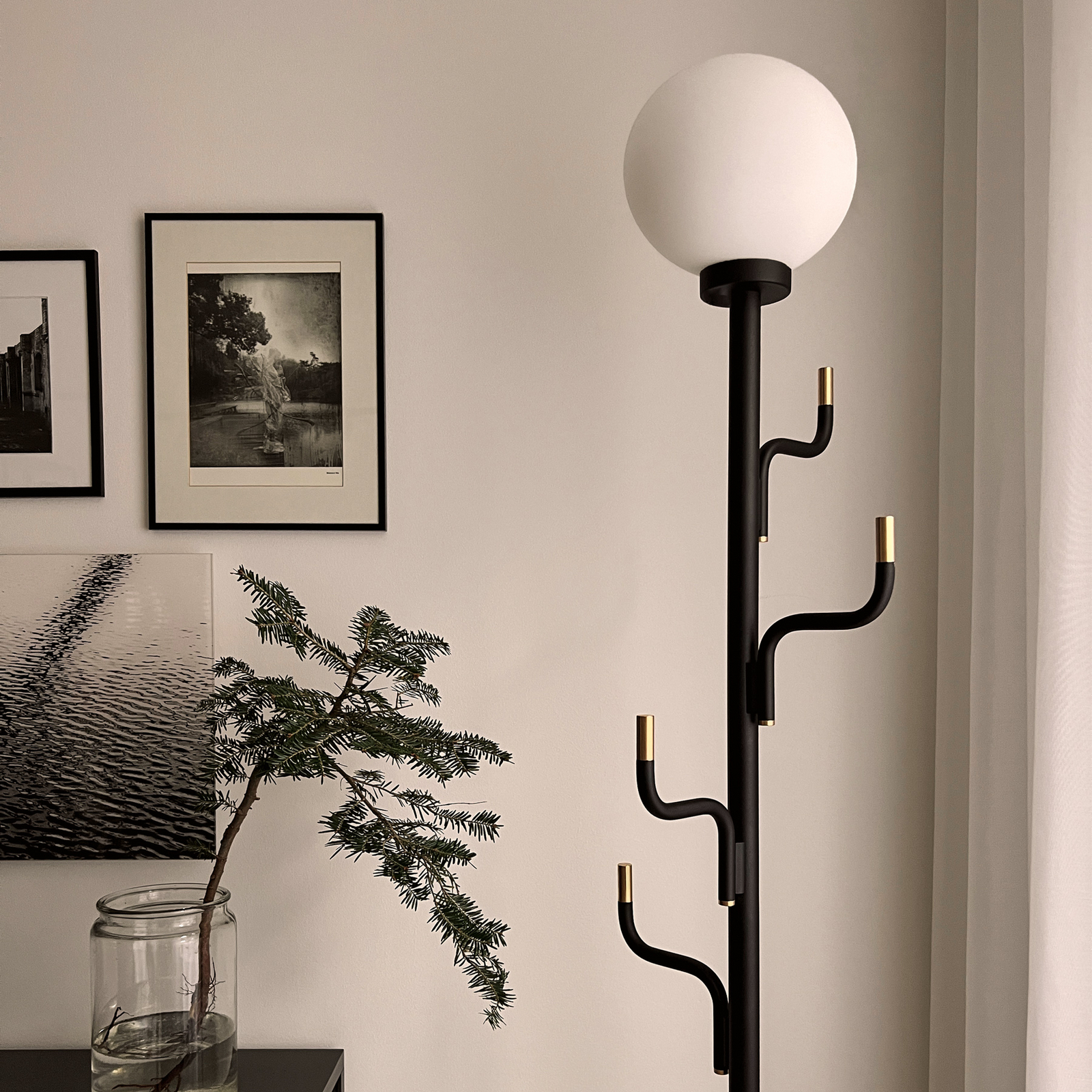 Silhouette Stand 01 gulvlampe, sort, 185 cm – Swedish Ninja Silhouette Stand 01 gulvlampe, sort, 185 cm – Swedish Ninja