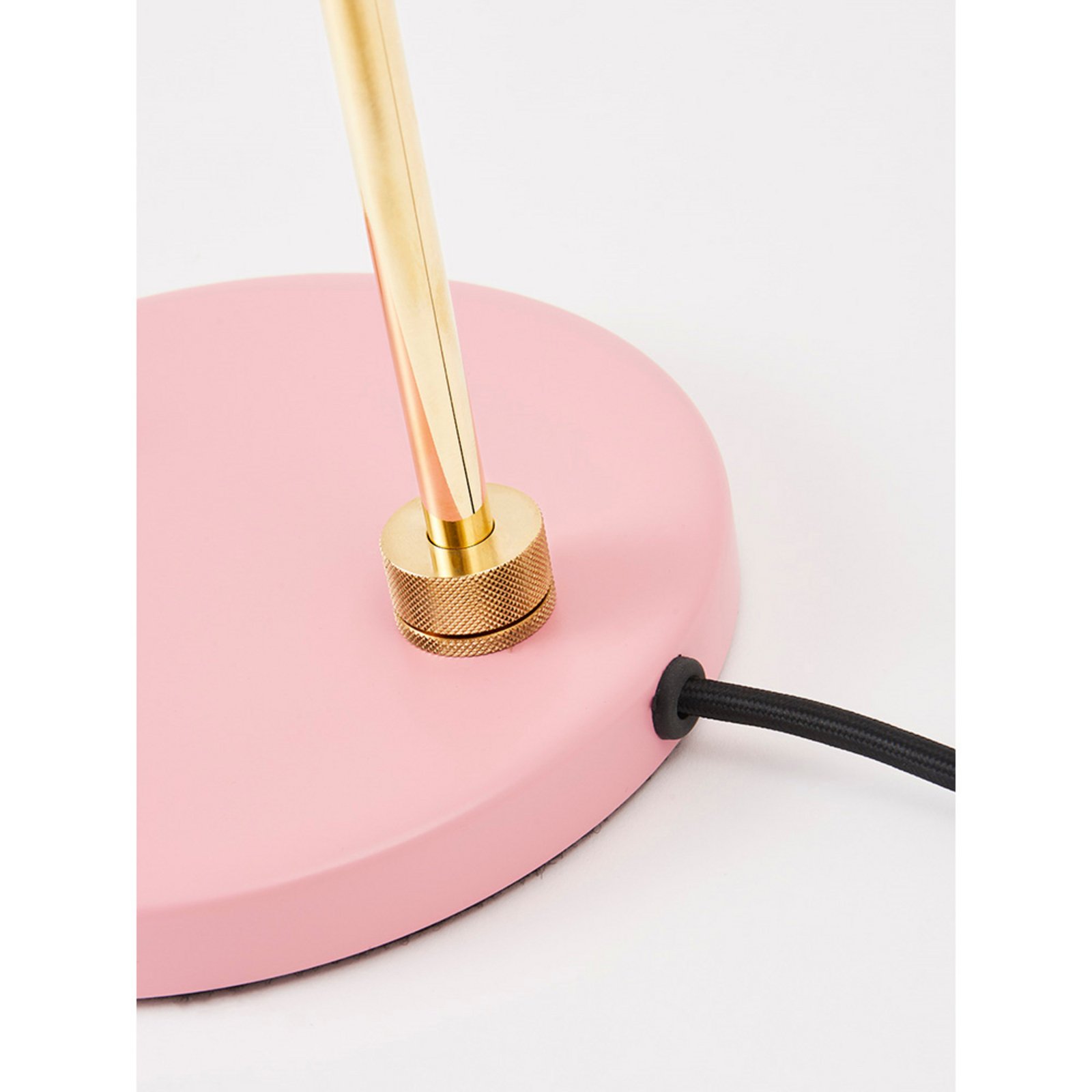 Petite Machine Golvlampa Light Pink - Made By Hand