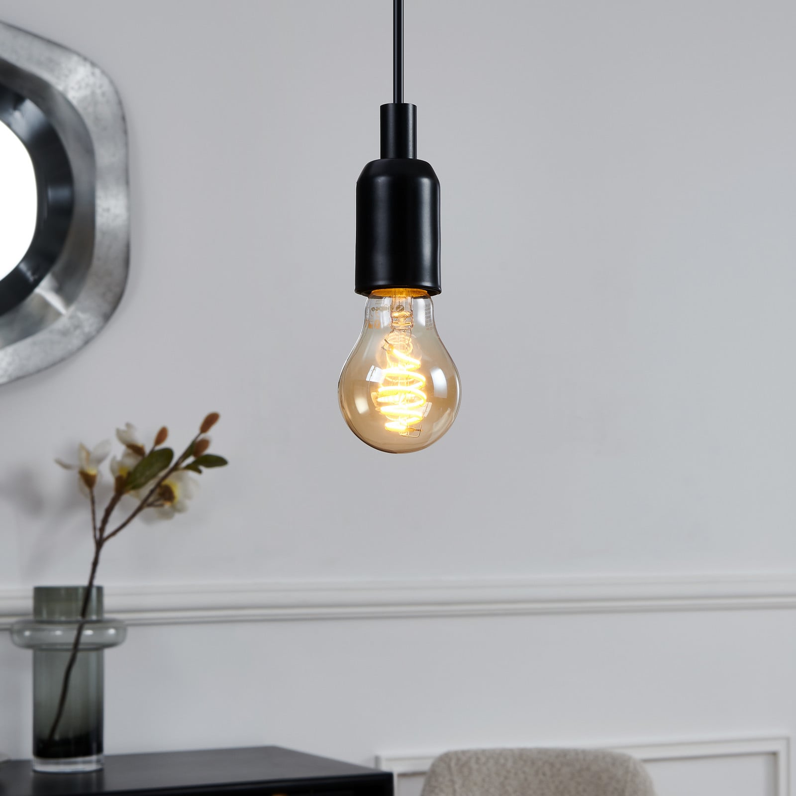 Lampă EGLO connect-z E27 A60 55W 400lm 2200-6500K EGLO connect-z E27 A60 - chihlimbar