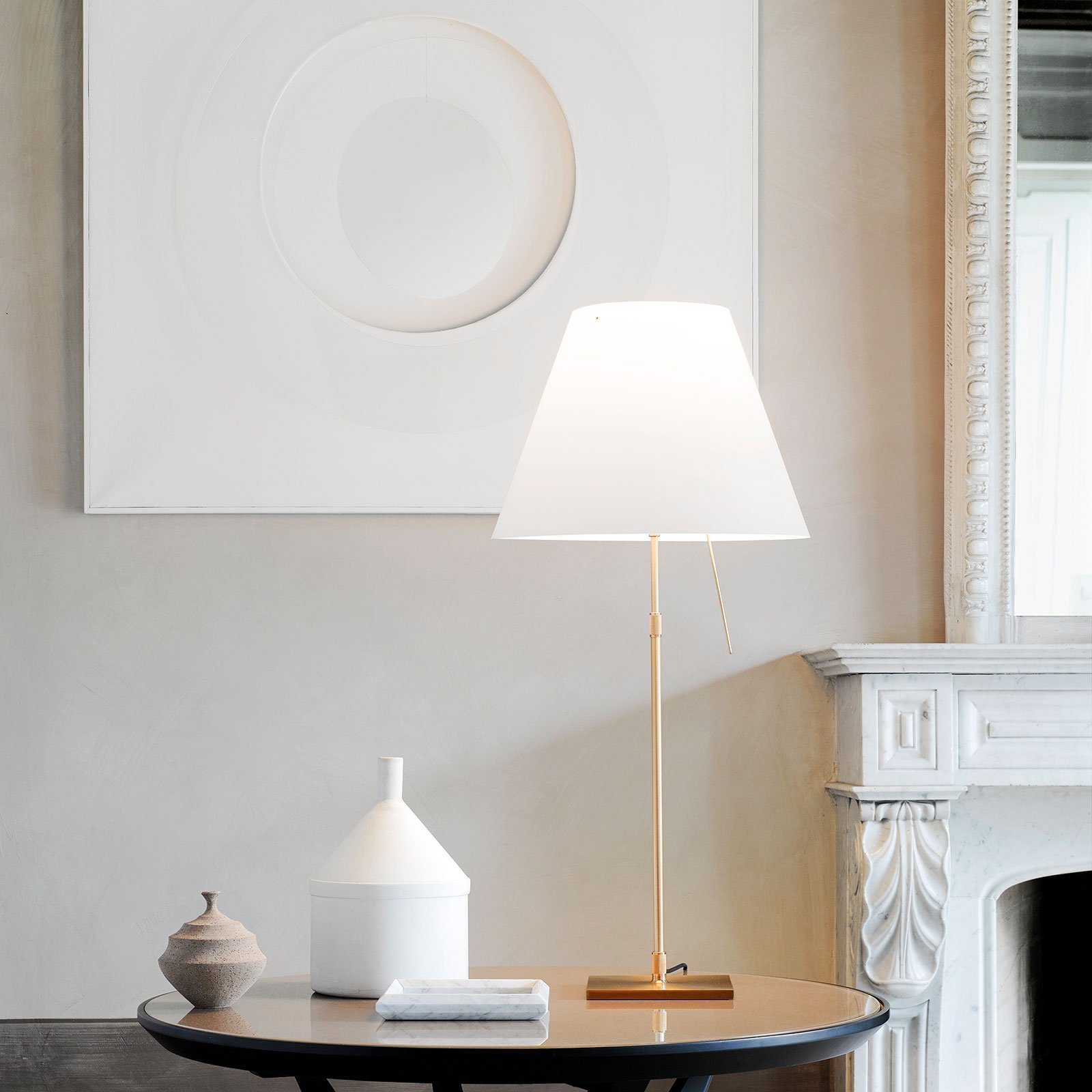 Luceplan Costanza asztali lámpa D13 sárgaréz/fehér