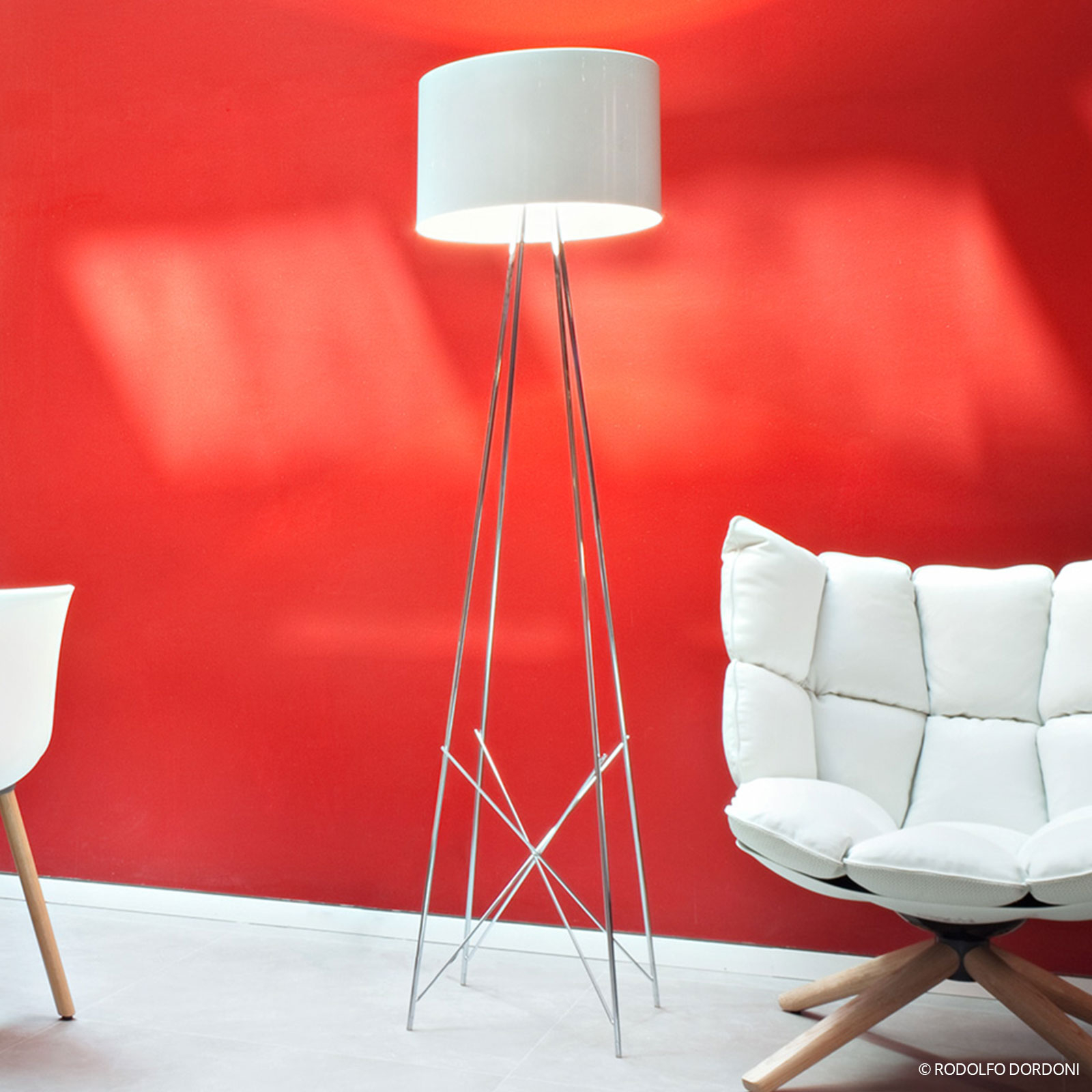 FLOS RAY F2 - Floor lamp with white lampshade