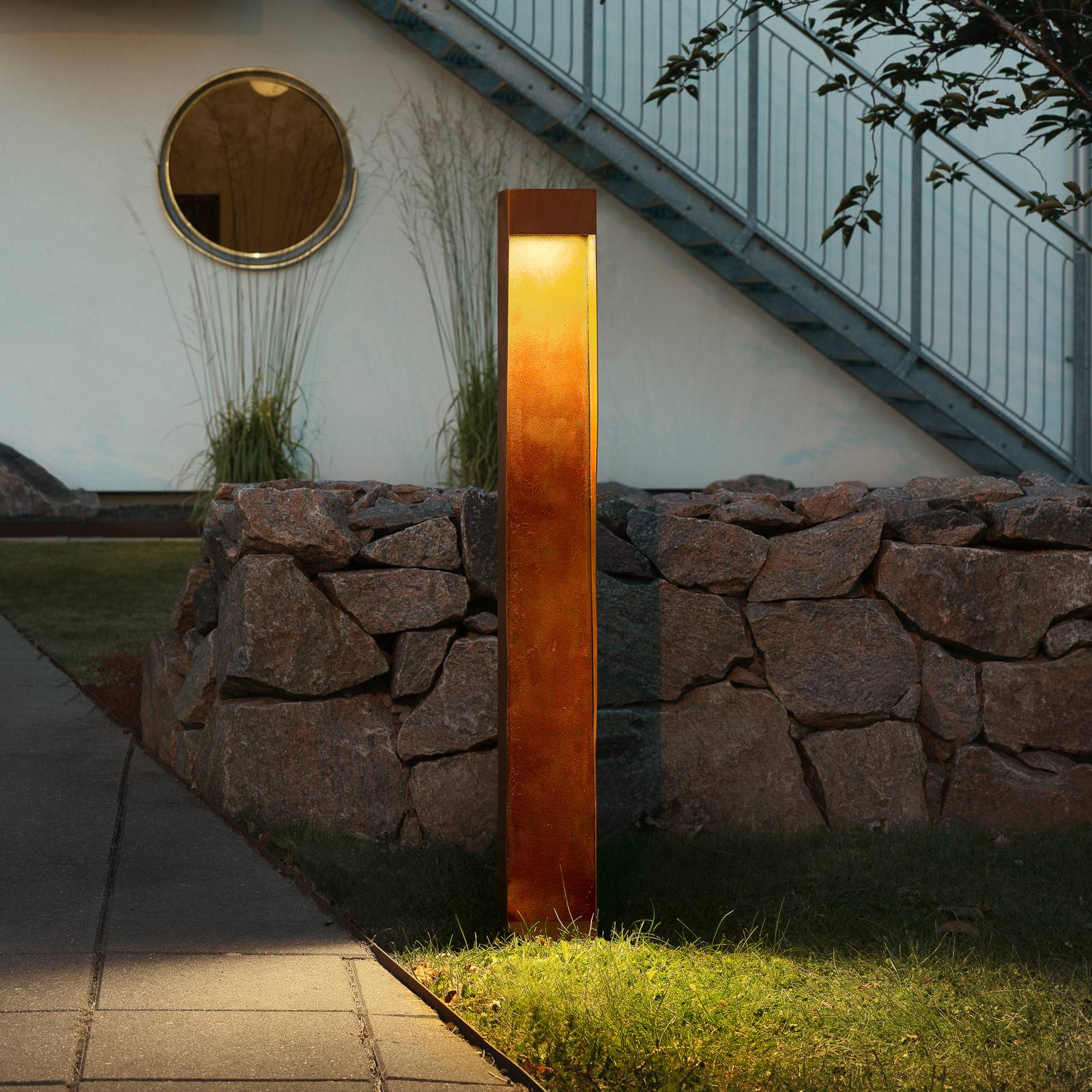 Słupek ogrodowy LED Rho, kolor rdzy, wysokość 100 cm, metal, IP54