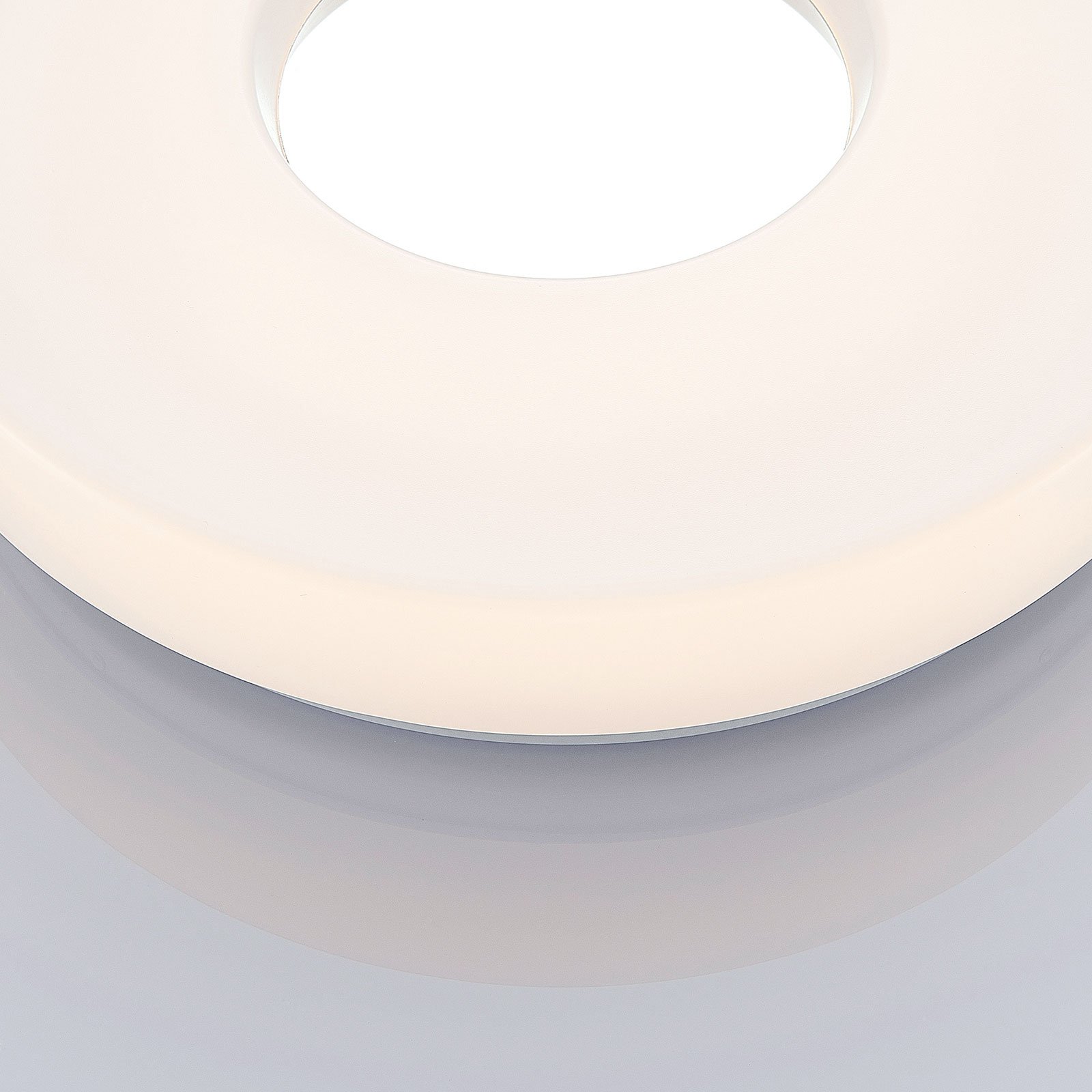 Lindby Florentina plafón LED, anillo, 34,5 cm