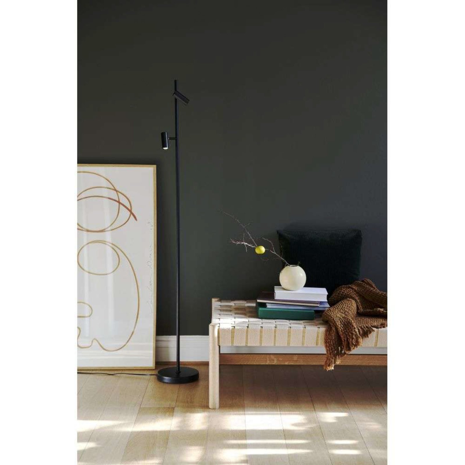 Omari LED Lampadar Black - Nordlux