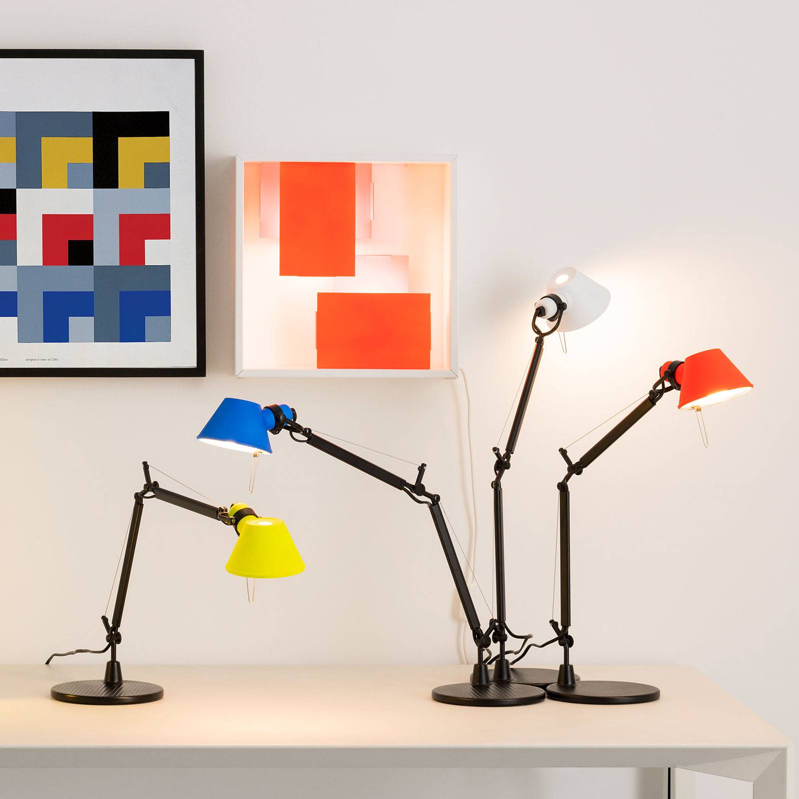 Stolik Artemide Tolomeo Micro Bicolour czarny/niebieski