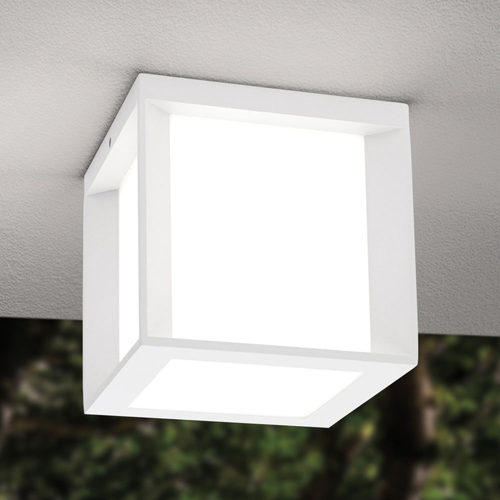 Henry outdoor wall light, 16 x 16 x 16 cm, white