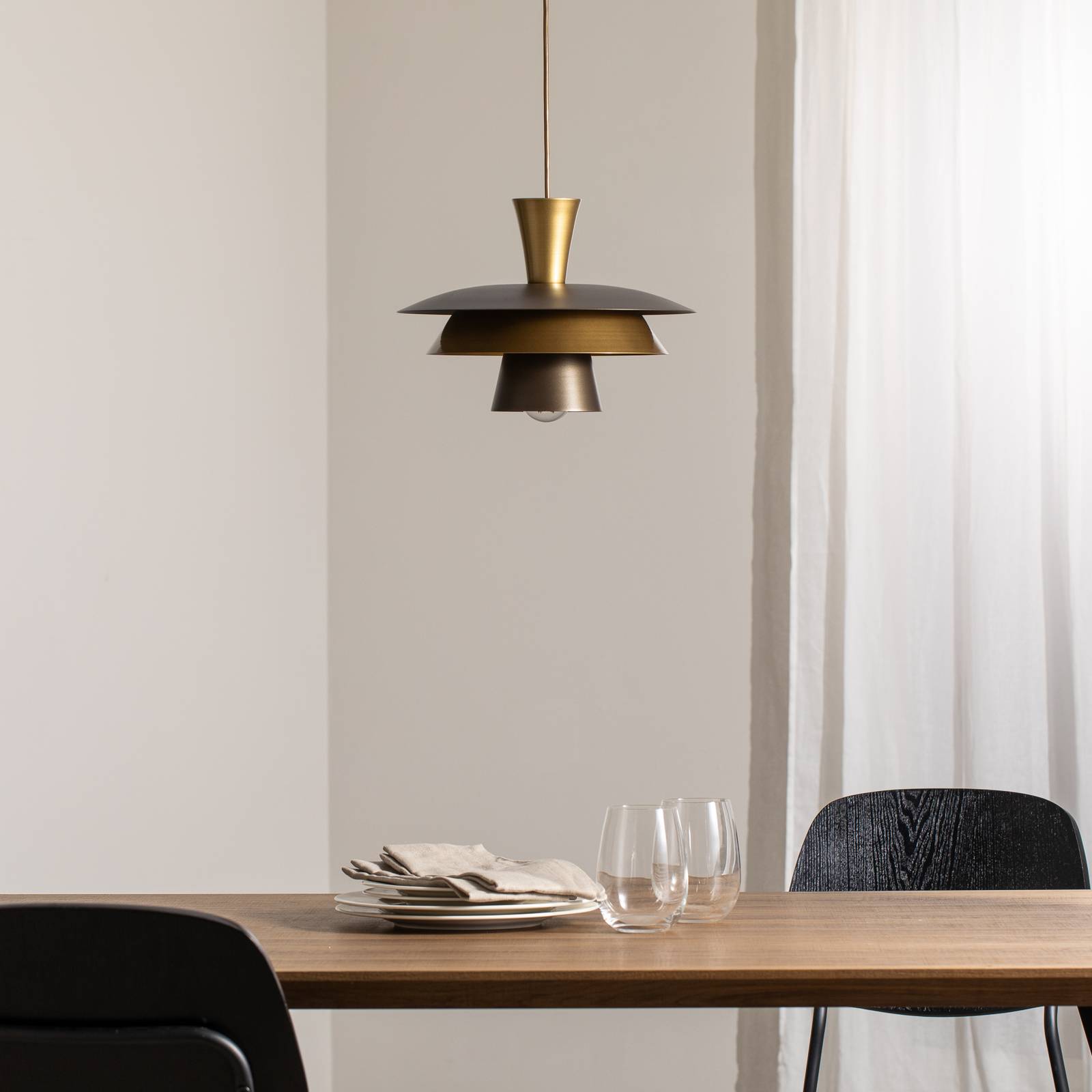 Lampa wisząca Plato, kolor tytanowy/złoty, Ø 34 cm, stal