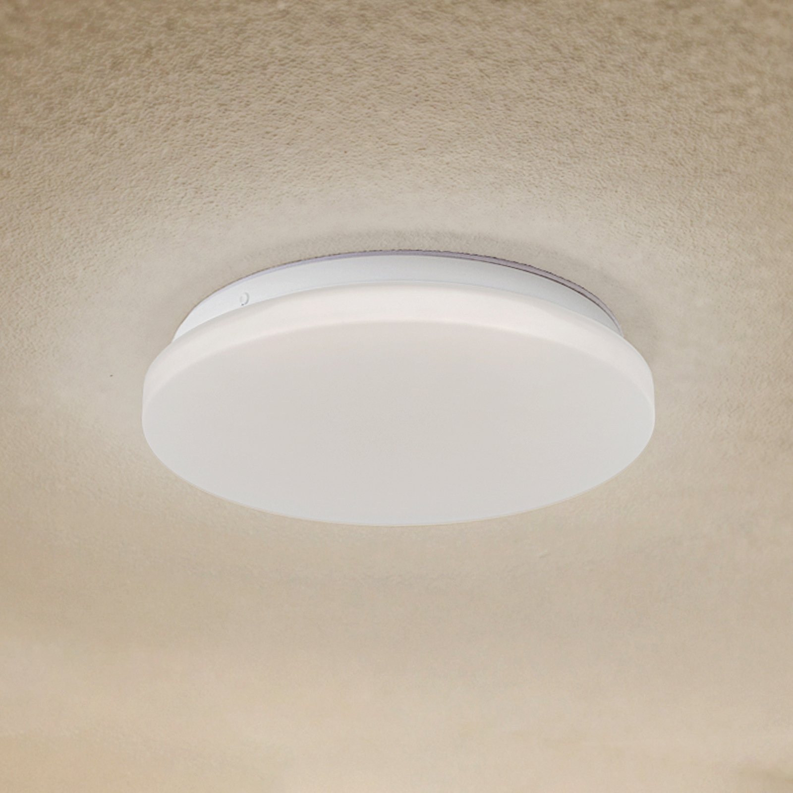 Lindby LED-Außendeckenleuchte Kirkola, 4000 K, Ø 26 cm, weiß