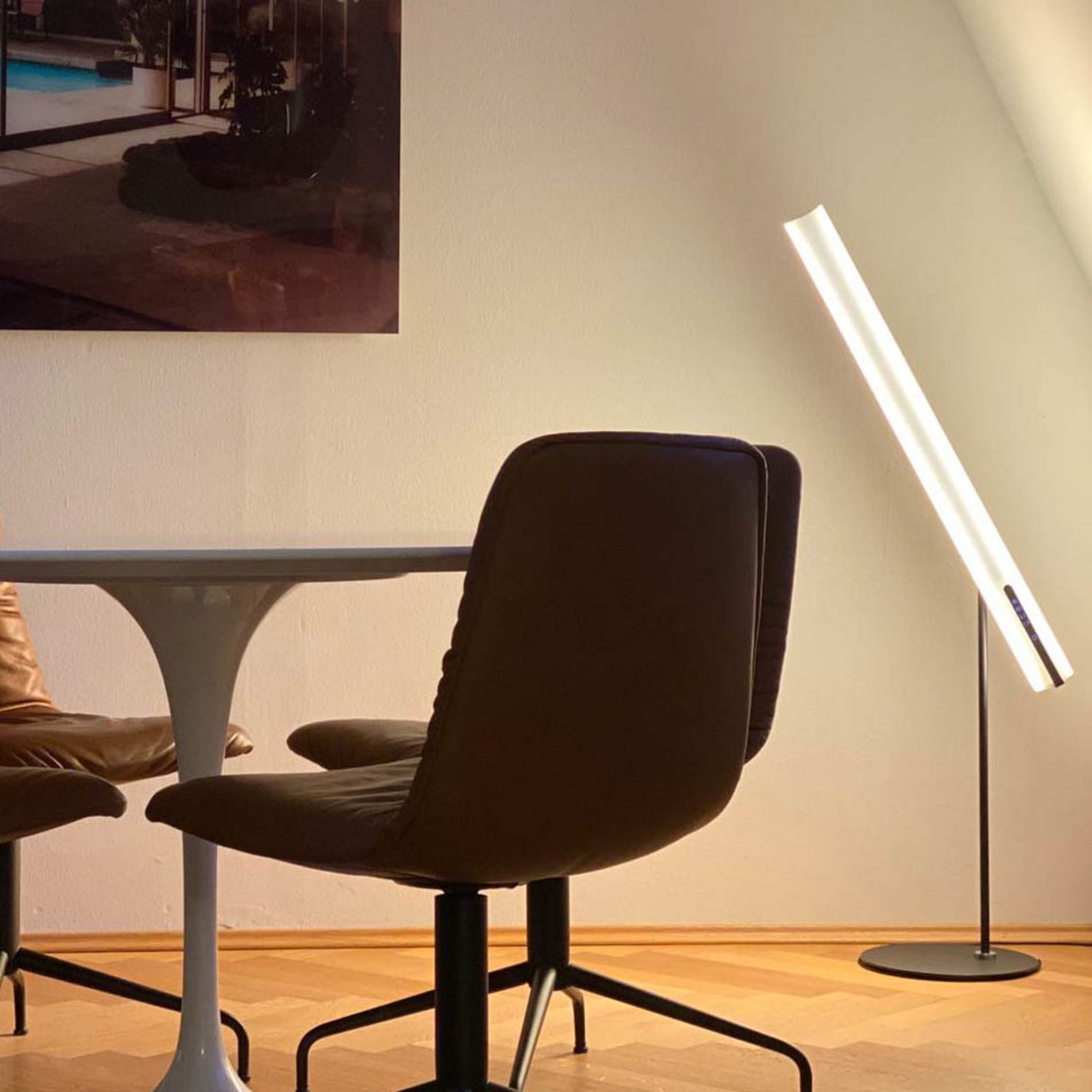 One LED-Tischleuchte, schwarz - HEAVN