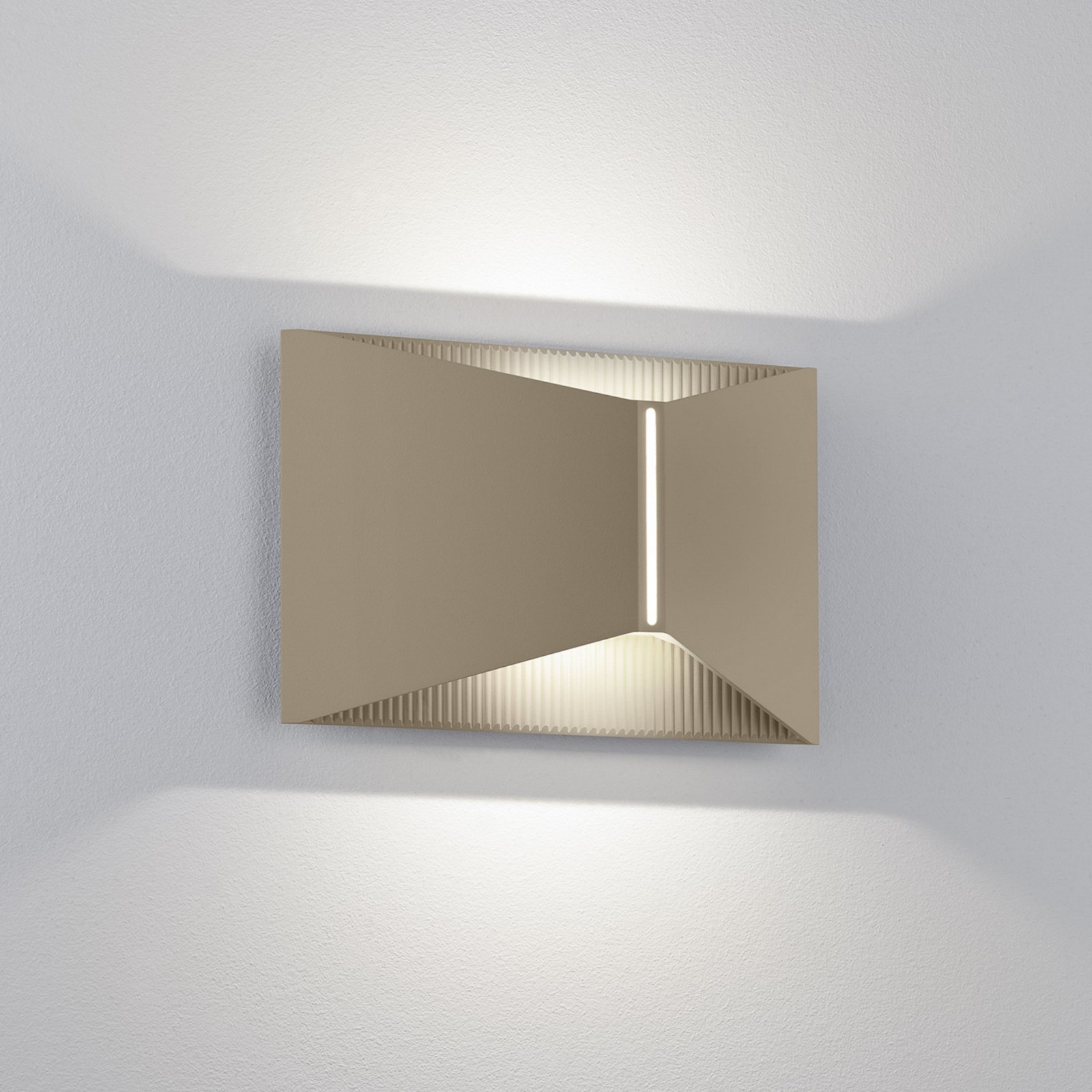 Helestra LED wandlamp VID, lichtbruin, up/down, IP65
