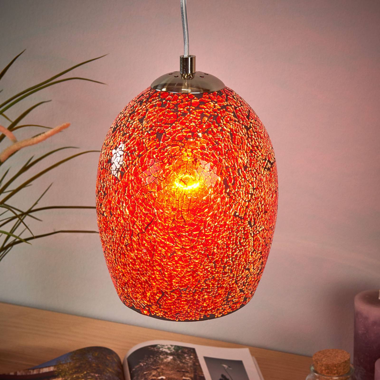 Warm-coloured hanging light Crackle