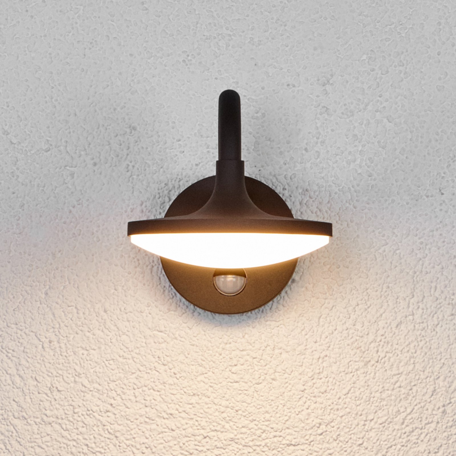 Finny Utendørs Vegglampe Dark Grey/White - Lucande