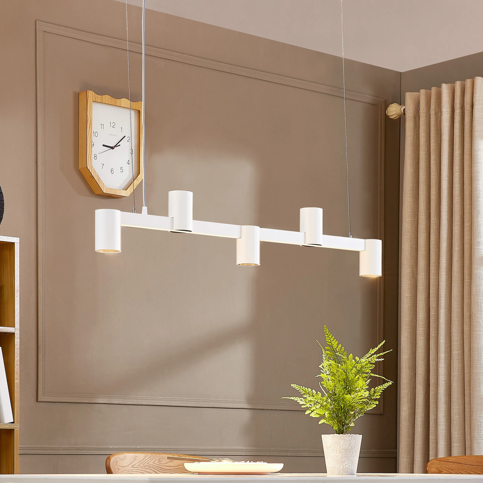 Arcchio Hängeleuchte Brinja, weiß, Länge 90 cm, 5-flg., GU10