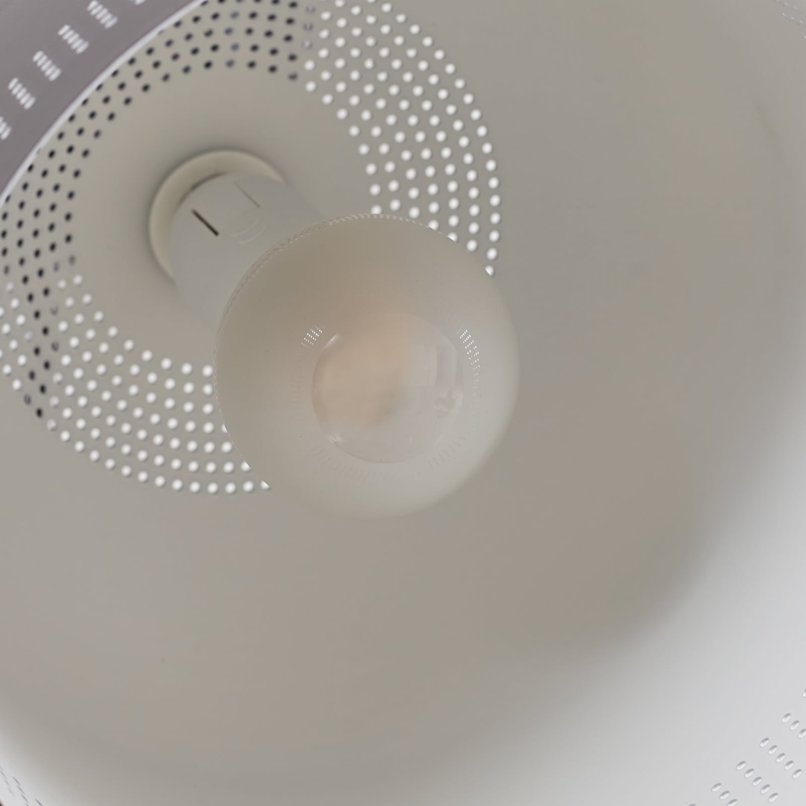 Oura væglampe, sort, stik, justerbar, jern - Nola