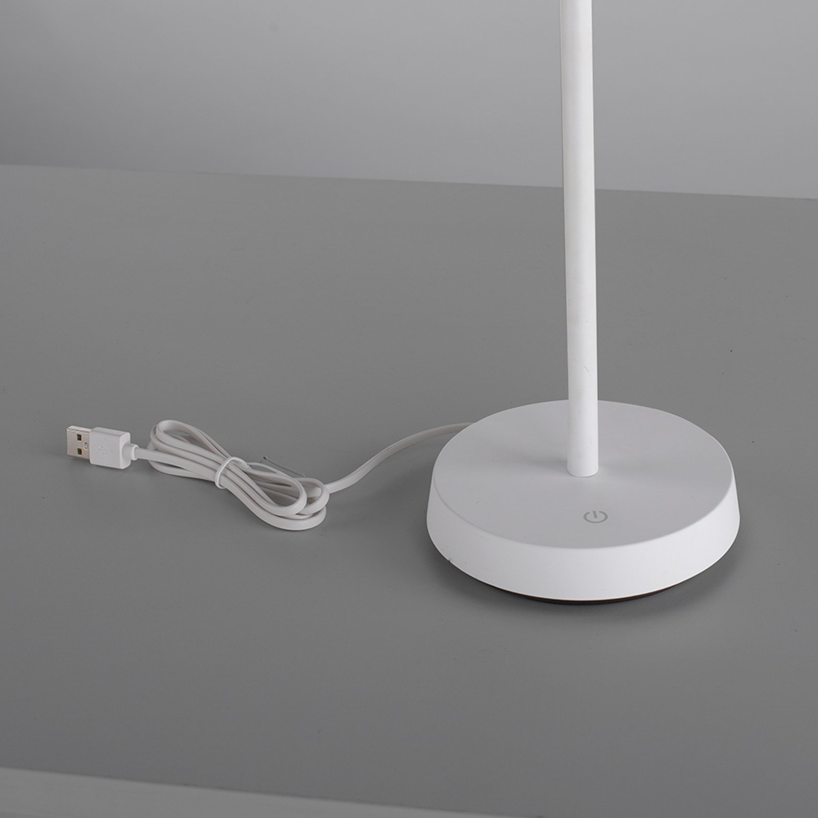 Dora LED настолна лампа с възможност за зареждане, димиране, IP44, бяла