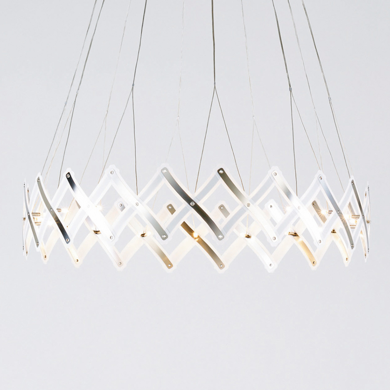Serien Lighting serien.lighting Zoom - pendul grilaj tip foarfecă - Camera de zi / sufragerie - design - oțel inoxidabil periat translucid - Metal
