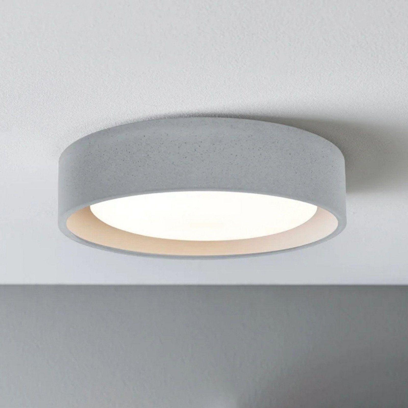 Beacon Lighting Plafonieră Beacon Uno gri beton Ø 27 cm GX53 - Camera de zi / sufragerie - beton gri