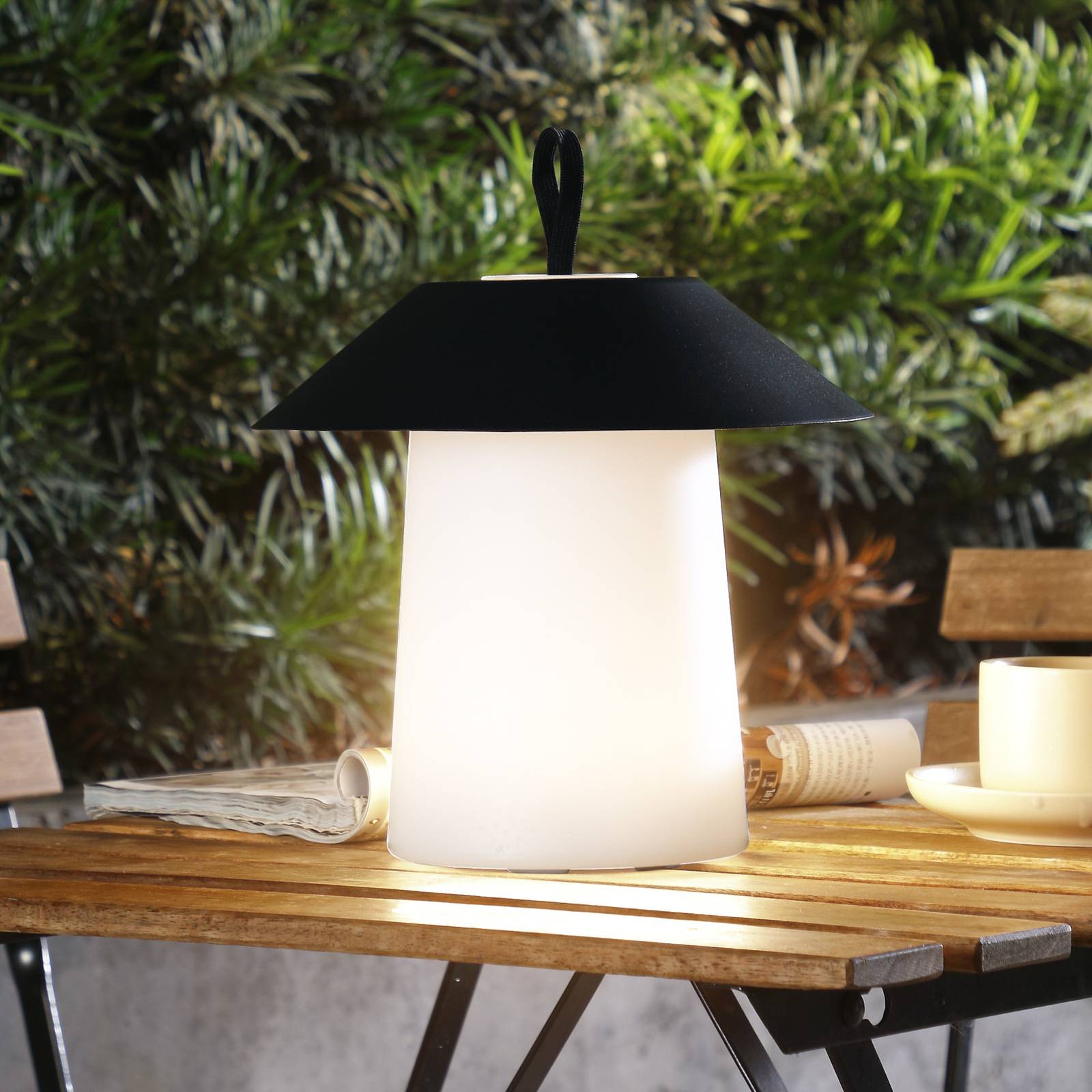 Lindby Lampe de table LED à accu Kalina noir/blanc IP44