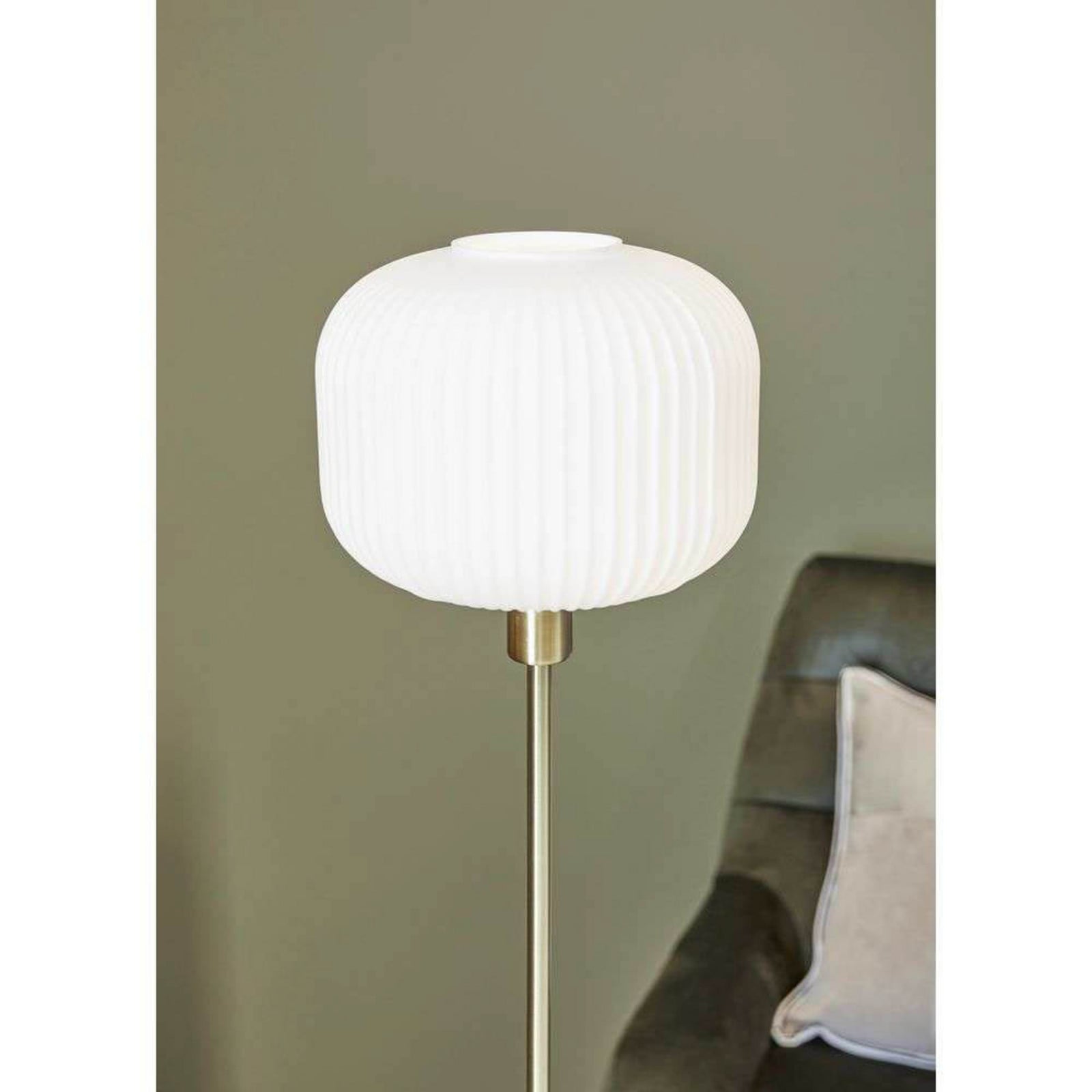 Sober Gulvlampe Brushed Brass/White Markslöjd - Stue - Glas