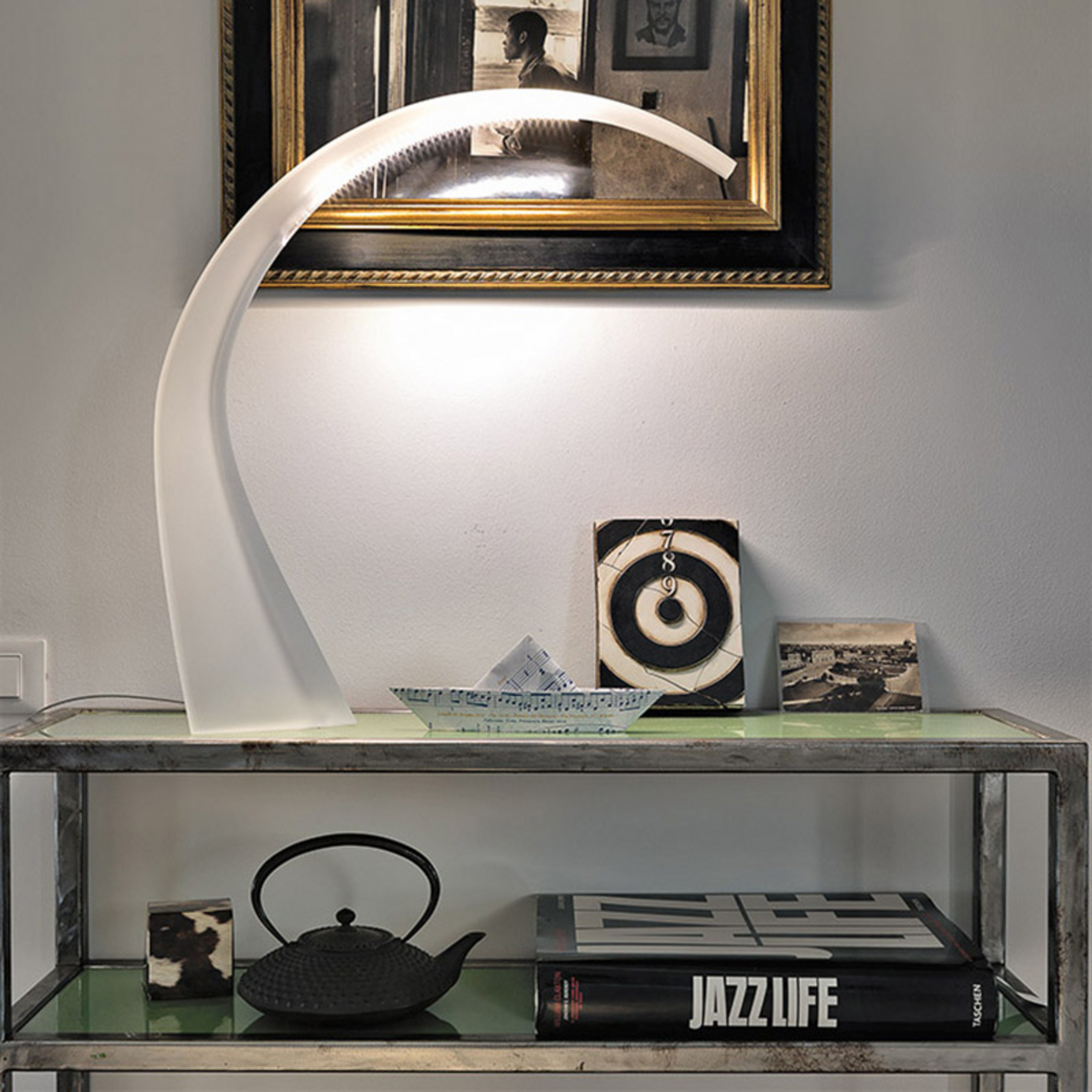 Kartell LED-Tischlampe Taj Mini, weiß, 32 cm, Kunststoff