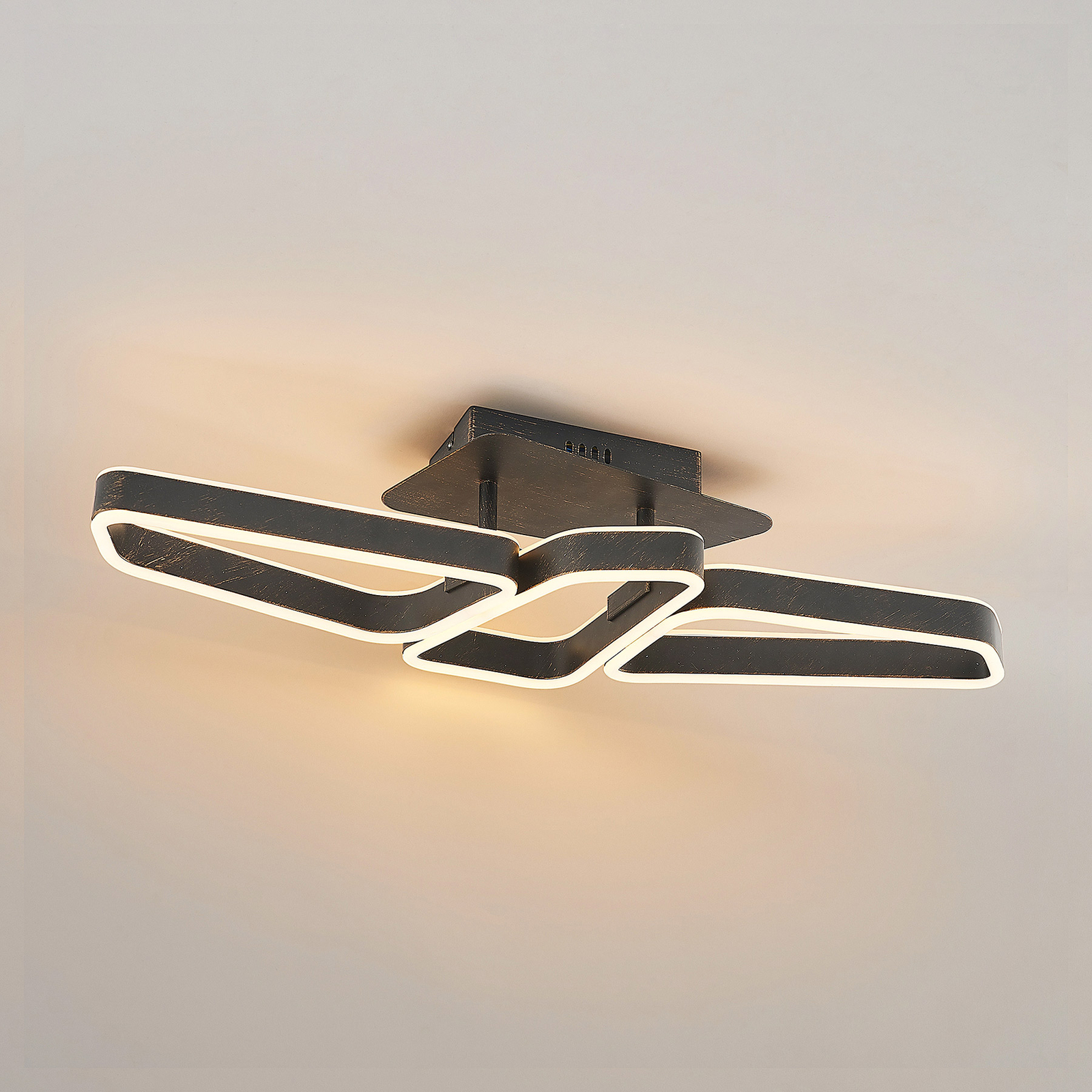 Lucande Quinn -LED-kattovalo, 3-lamppuinen, musta