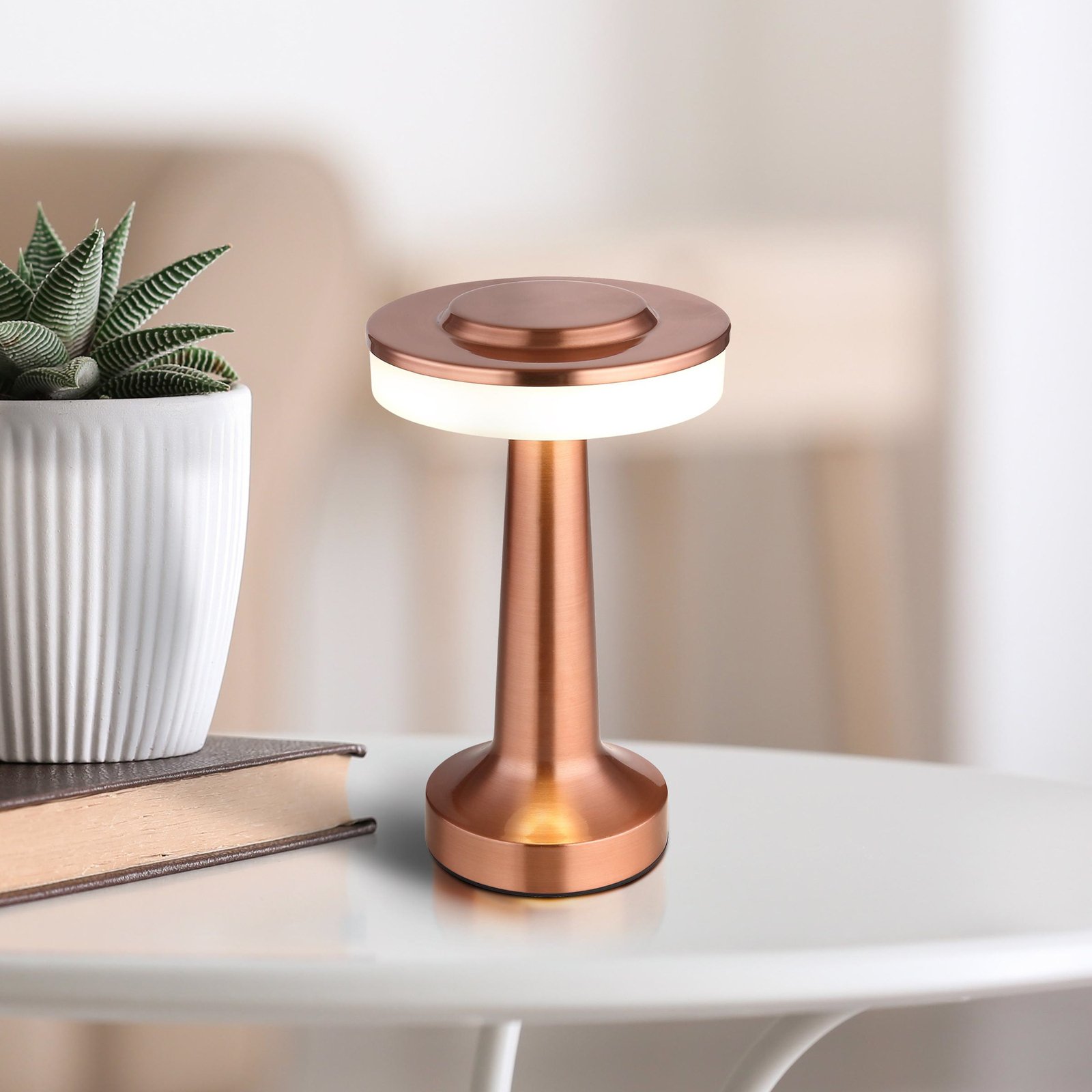 Lampe de table LED rechargeable Chloey, couleur cuivre, hauteur 20 cm, CCT