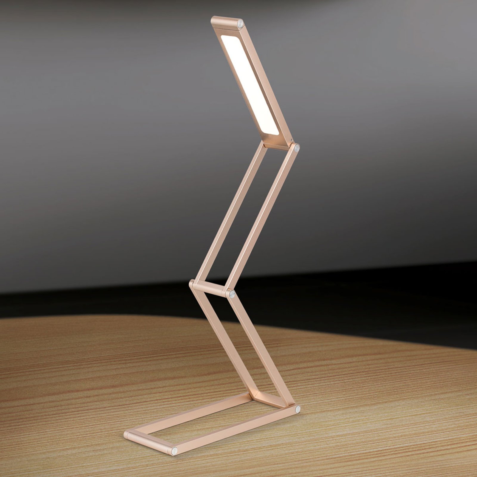 Praktická stolní lampa LED Falto s baterií zlatá