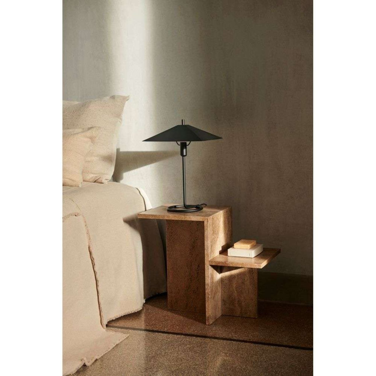 Filo Lampă de Masă Square Black/Cashmere - ferm LIVING