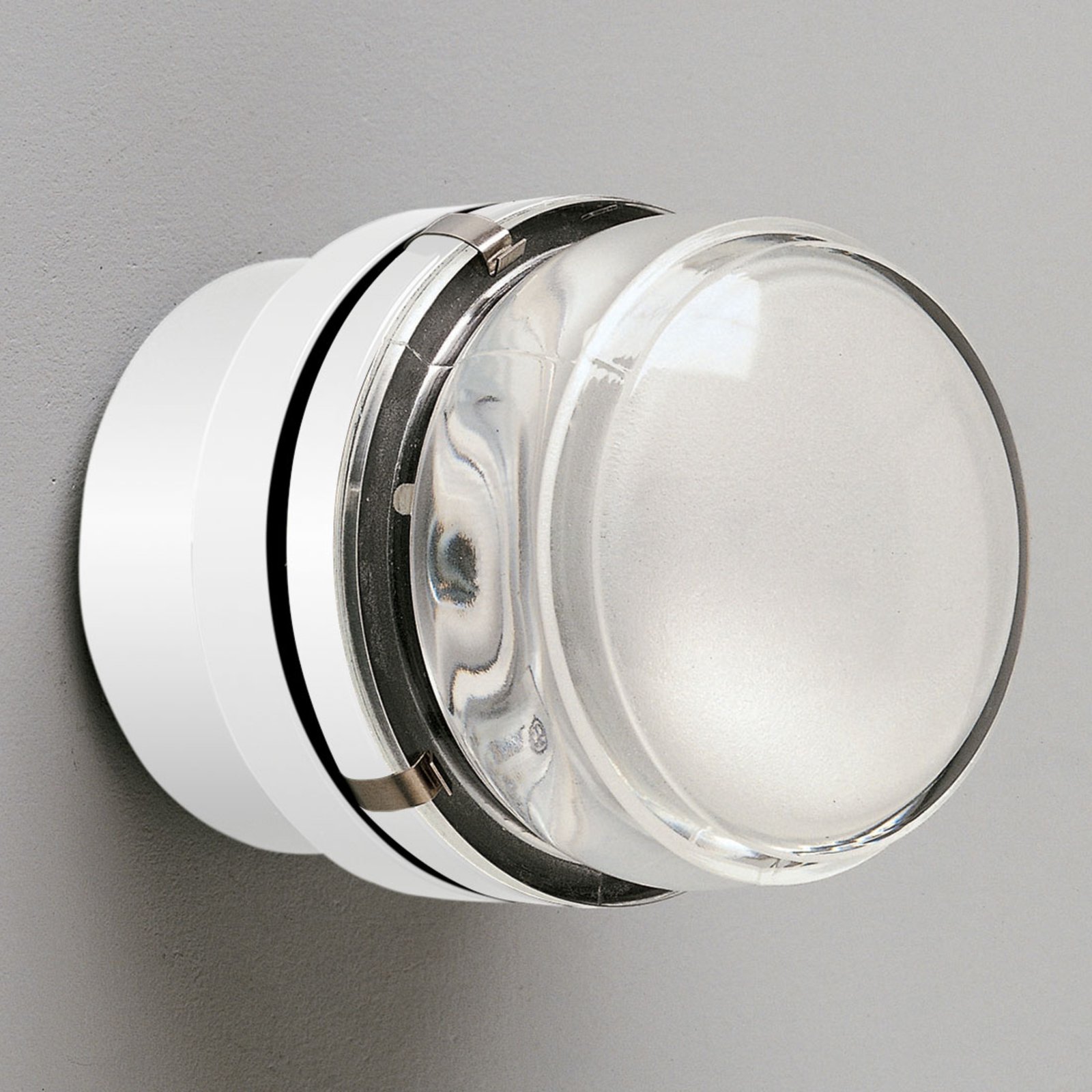 Oluce Fresnel - wandlamp met glazen lens IP44, wit