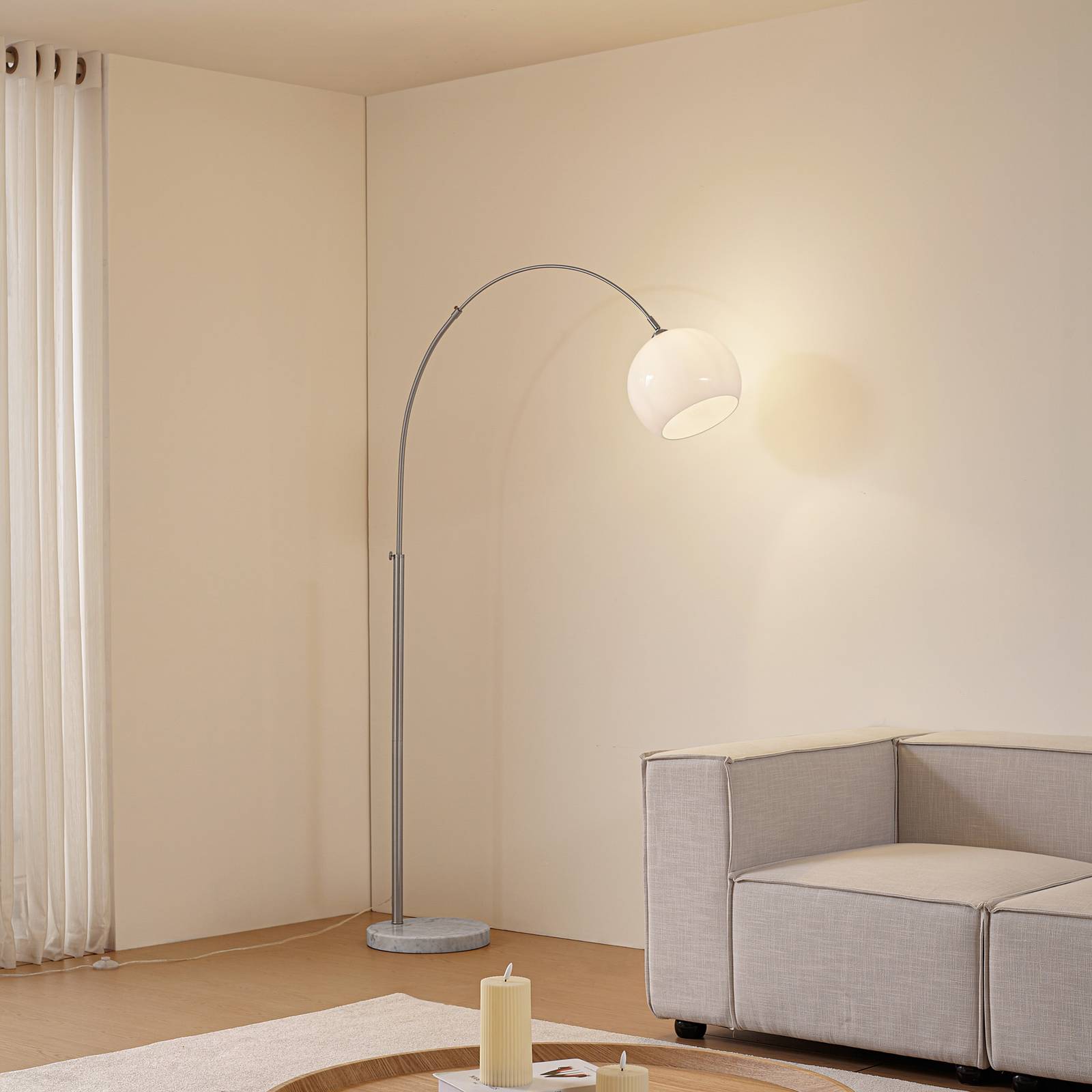Lindby Bogenleuchte Alverton, weiß/nickel, Glas, 197 cm günstig online kaufen