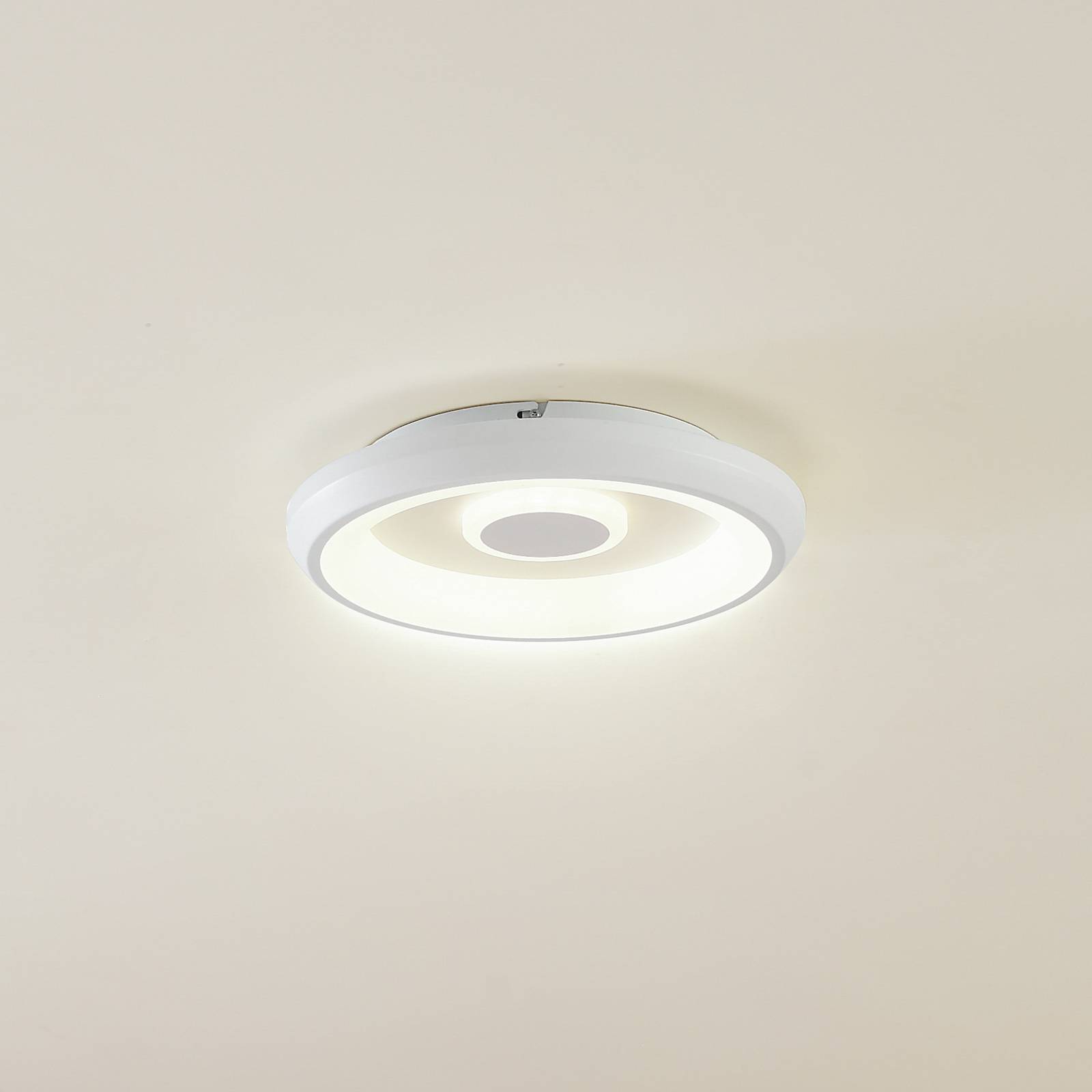 Lampa sufitowa LED Lindby Smart Ø 38 cm biały RGB Tuya