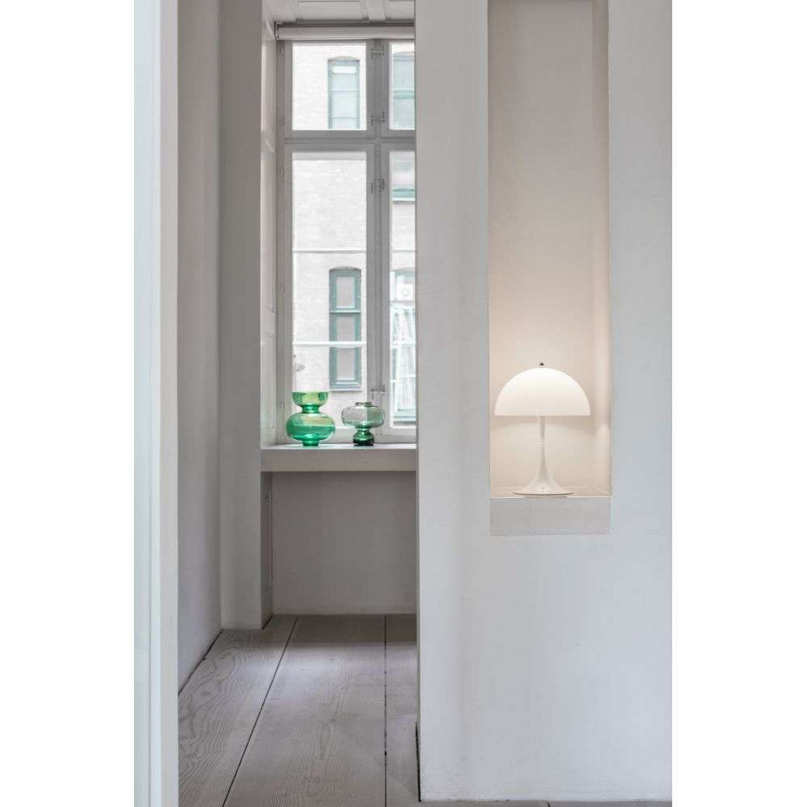 Panthella 250 Stolová Lampa White - Louis Poulsen