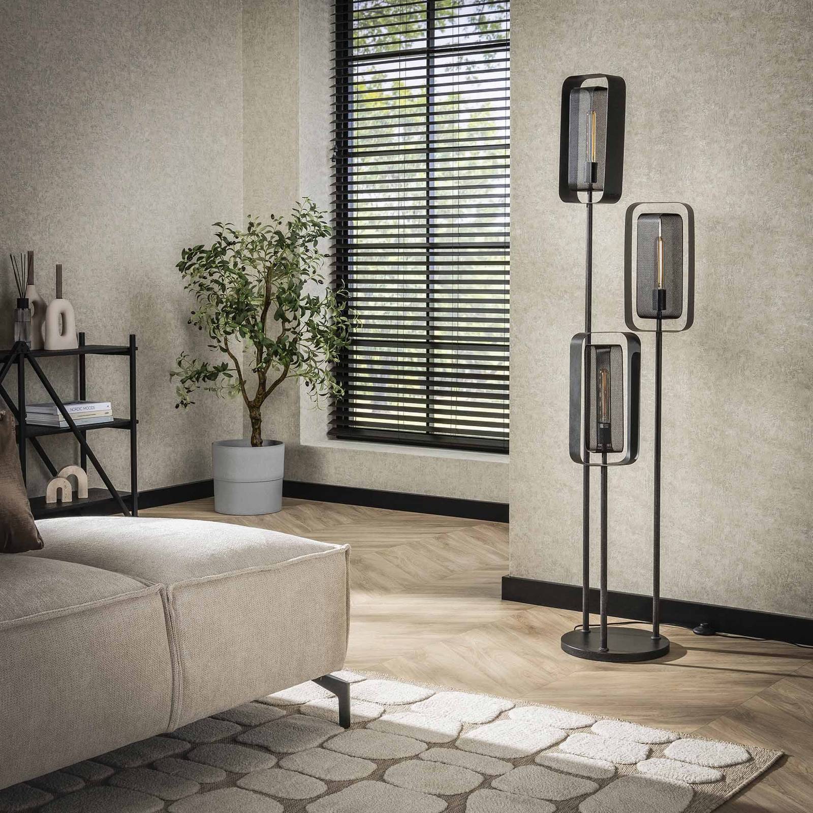 Lampa stojąca Alma, 3-punktowa, czarny, metal, obrotowy klosz z siatki