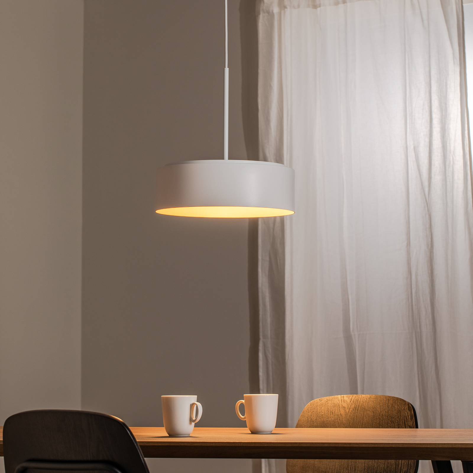 Candeeiro suspenso Bega LED Studio Line, Ø 36 cm, branco-dourado, DALI