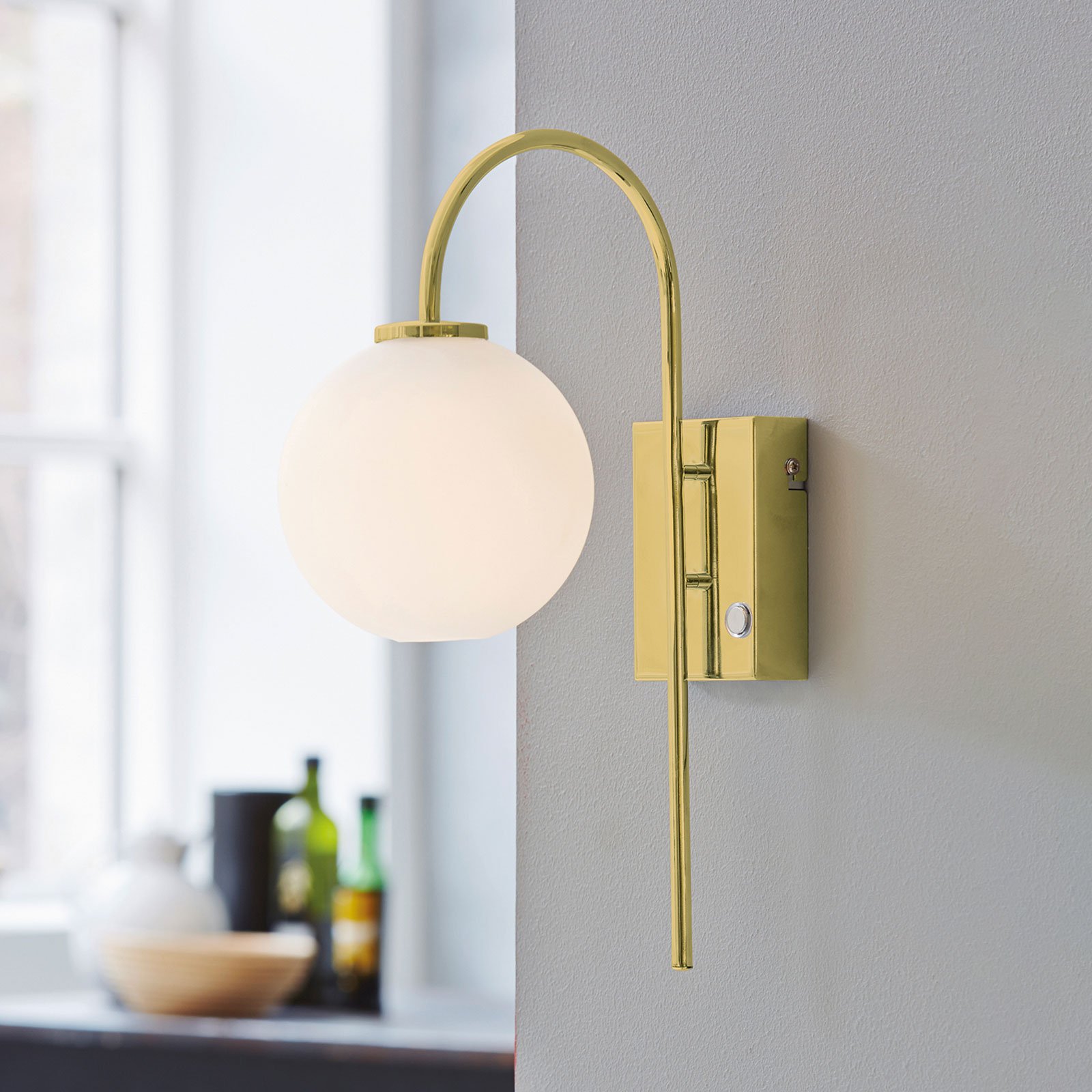 Herstal Balloon wall light with plug, 1-bulb, brass, for Living / Dining Room, metal, glass, G9, 5 W, energy efficiency: A++, W: 14 cm, H: 36 cm