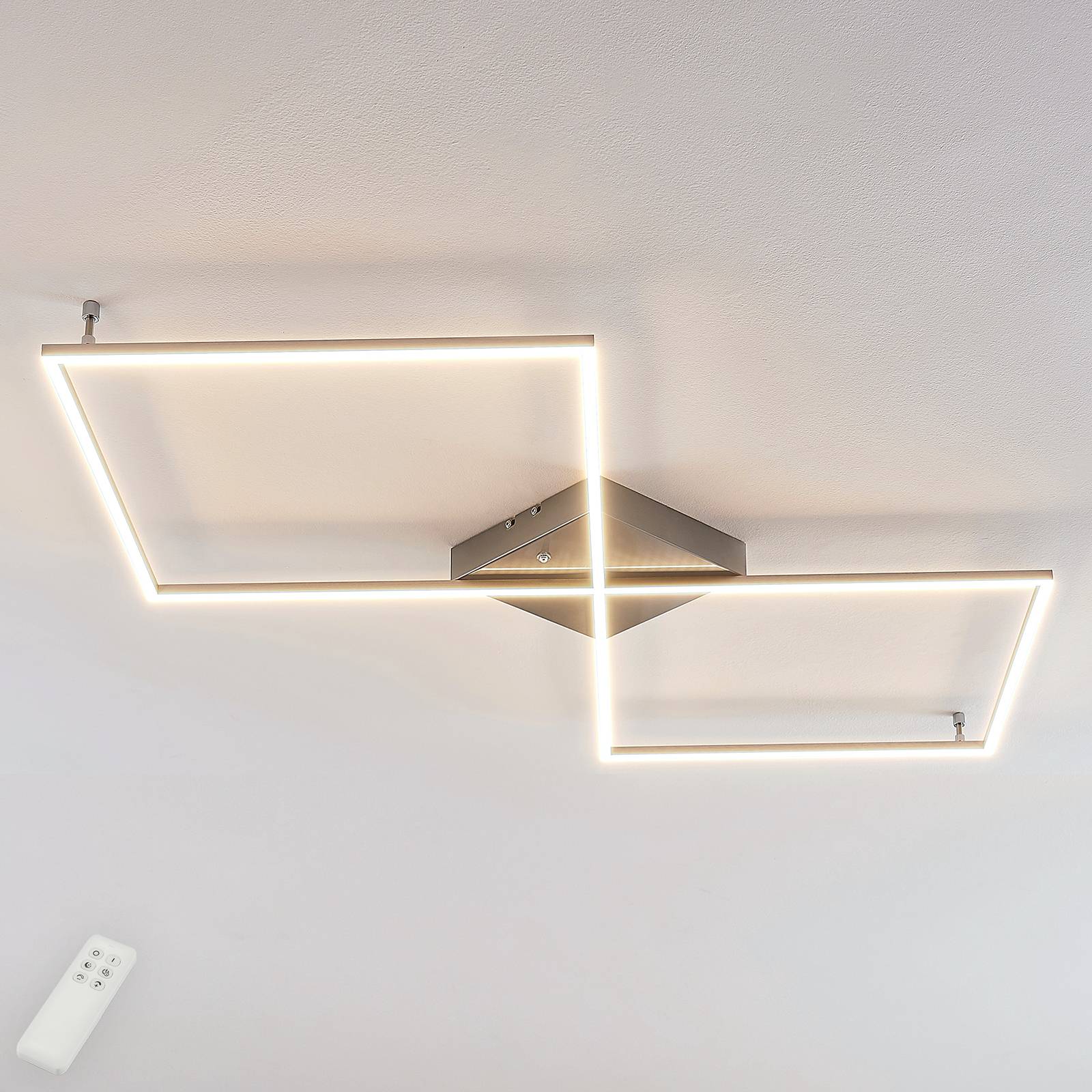 Rechte LED plafondlamp Romee m. afstandsbediening