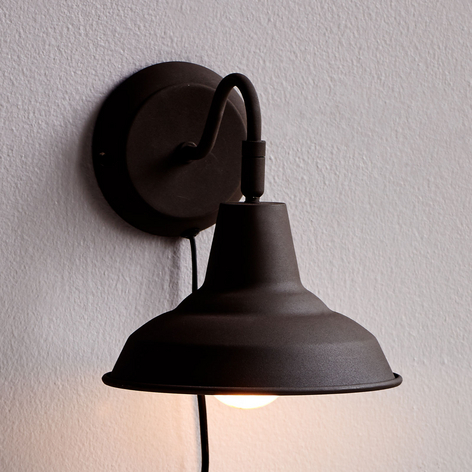 Wandleuchte Andy in Rost mit Kabel und Stecker