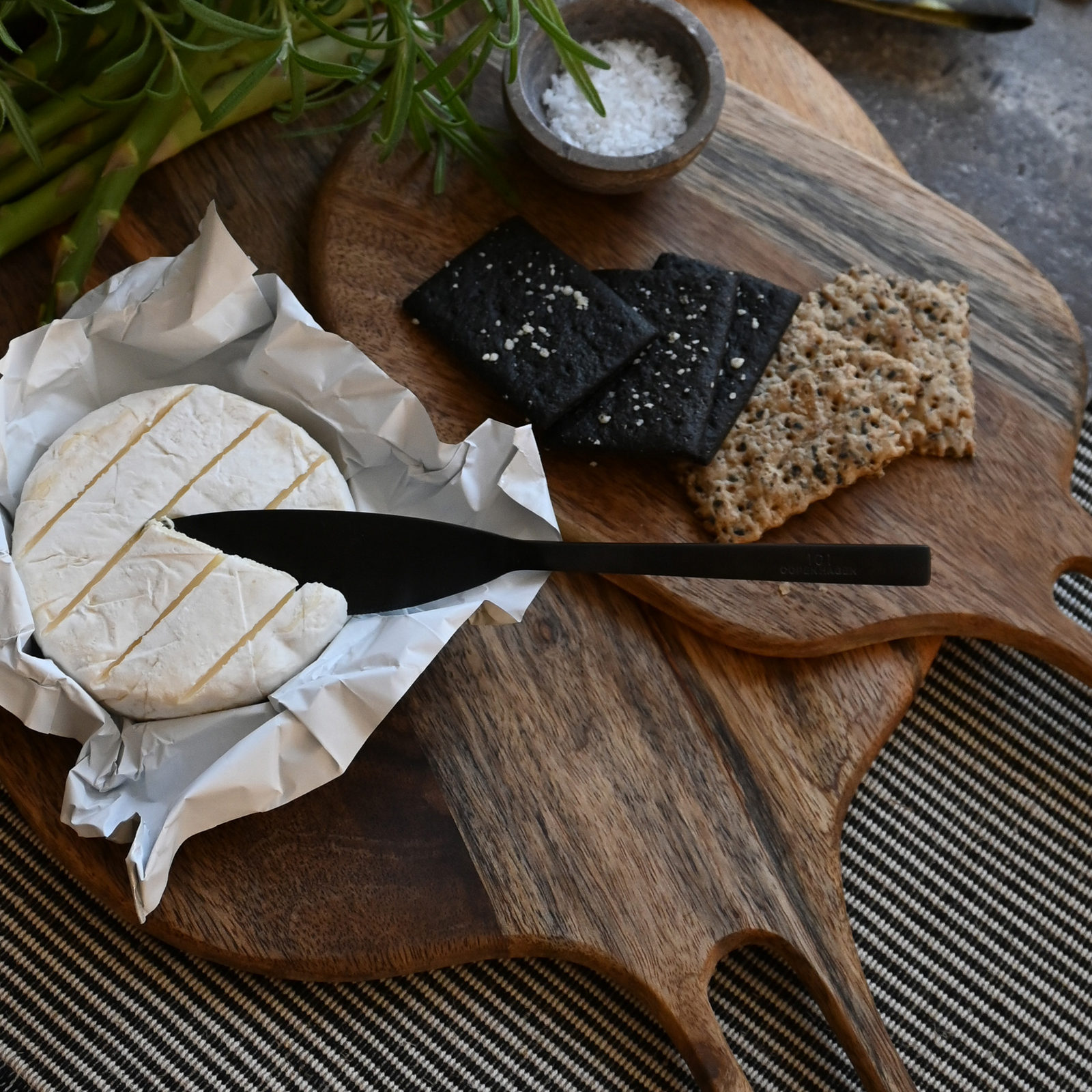 Zestaw 4 noży Kogei, czarny, wysokość 22 cm – 101 Copenhagen